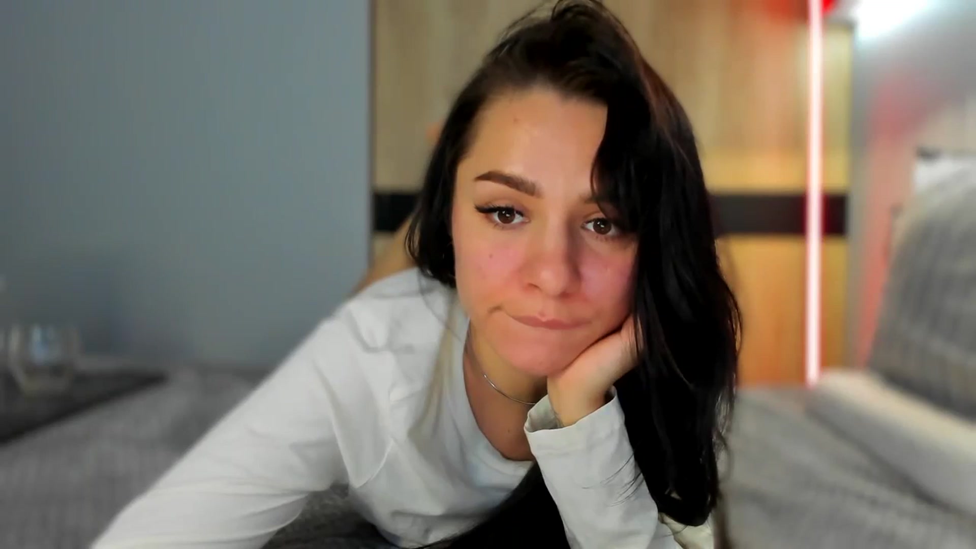 Gallery image thumbnail from swtAlterEgo's myfreecams stream on, 10/03/2024, 15:31 image 8 of 20