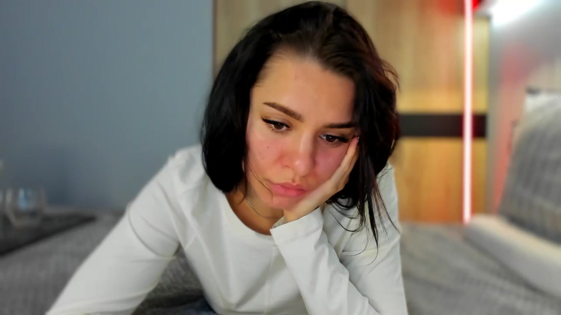 Gallery image thumbnail from swtAlterEgo's myfreecams stream on, 10/03/2024, 15:31 image 1 of 20