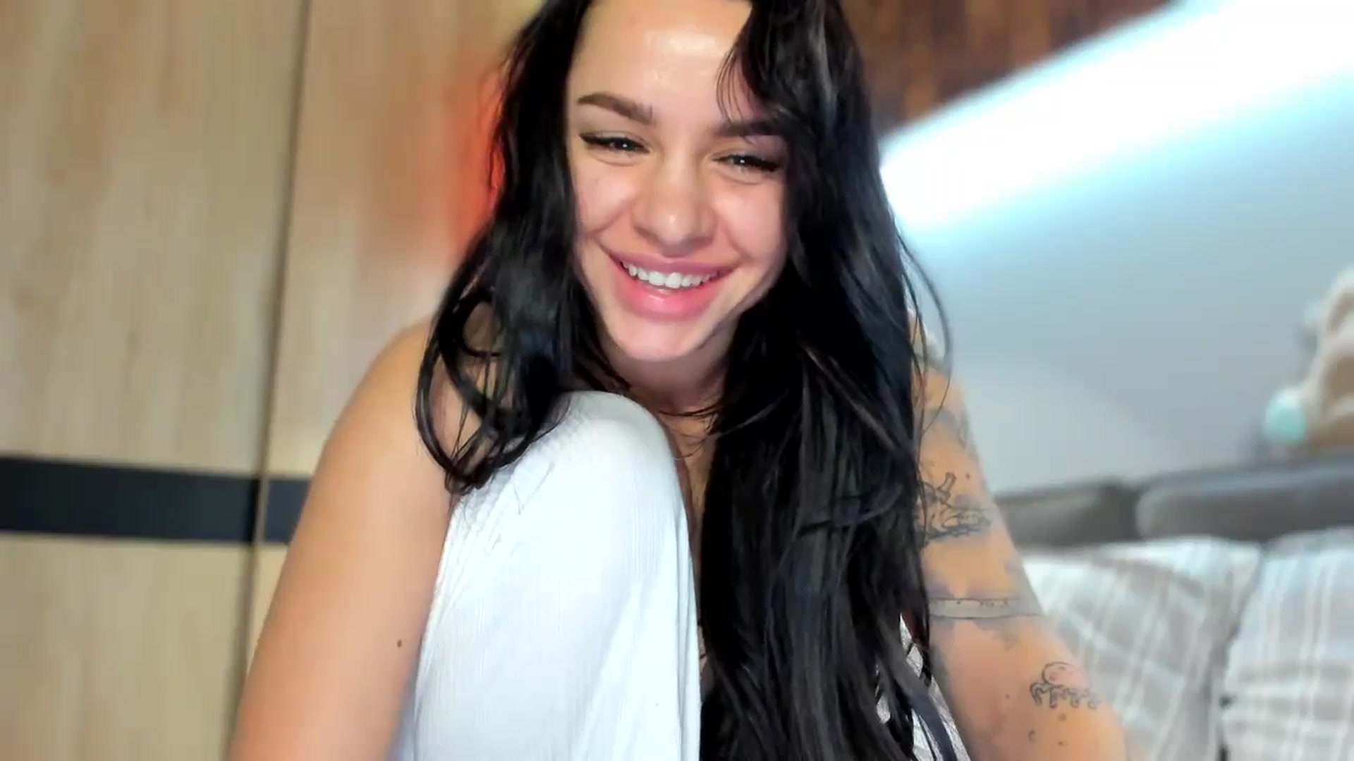 Gallery image thumbnail from swtAlterEgo's myfreecams stream on, 10/03/2024, 19:50 image 20 of 20