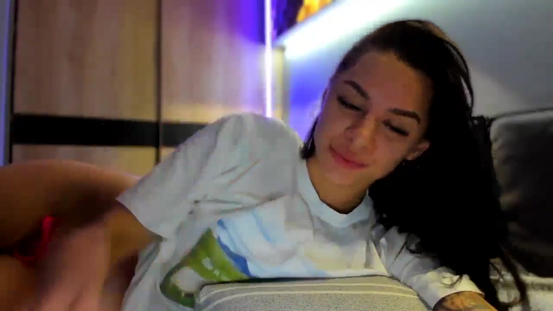 Gallery image thumbnail from swtAlterEgo's myfreecams stream on, 10/08/2024, 01:14 image 16 of 20