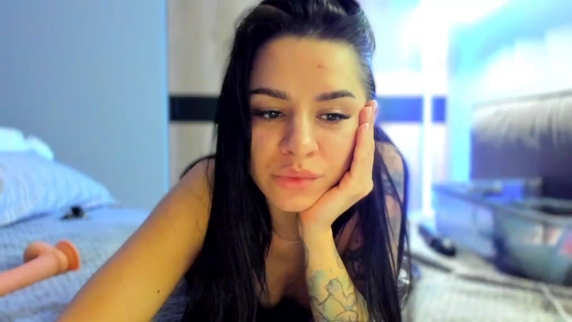 Gallery image thumbnail from swtAlterEgo's myfreecams stream on, 10/08/2024, 02:37 image 1 of 20