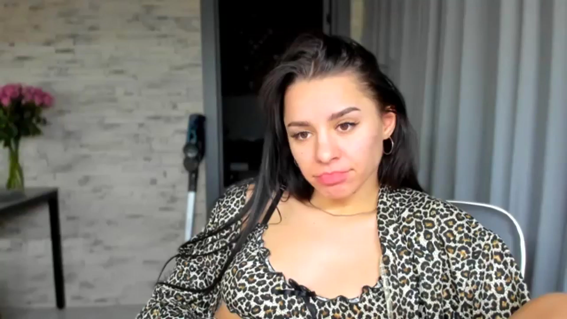 Gallery image thumbnail from swtAlterEgo's myfreecams stream on, 10/14/2024, 03:08 image 15 of 20