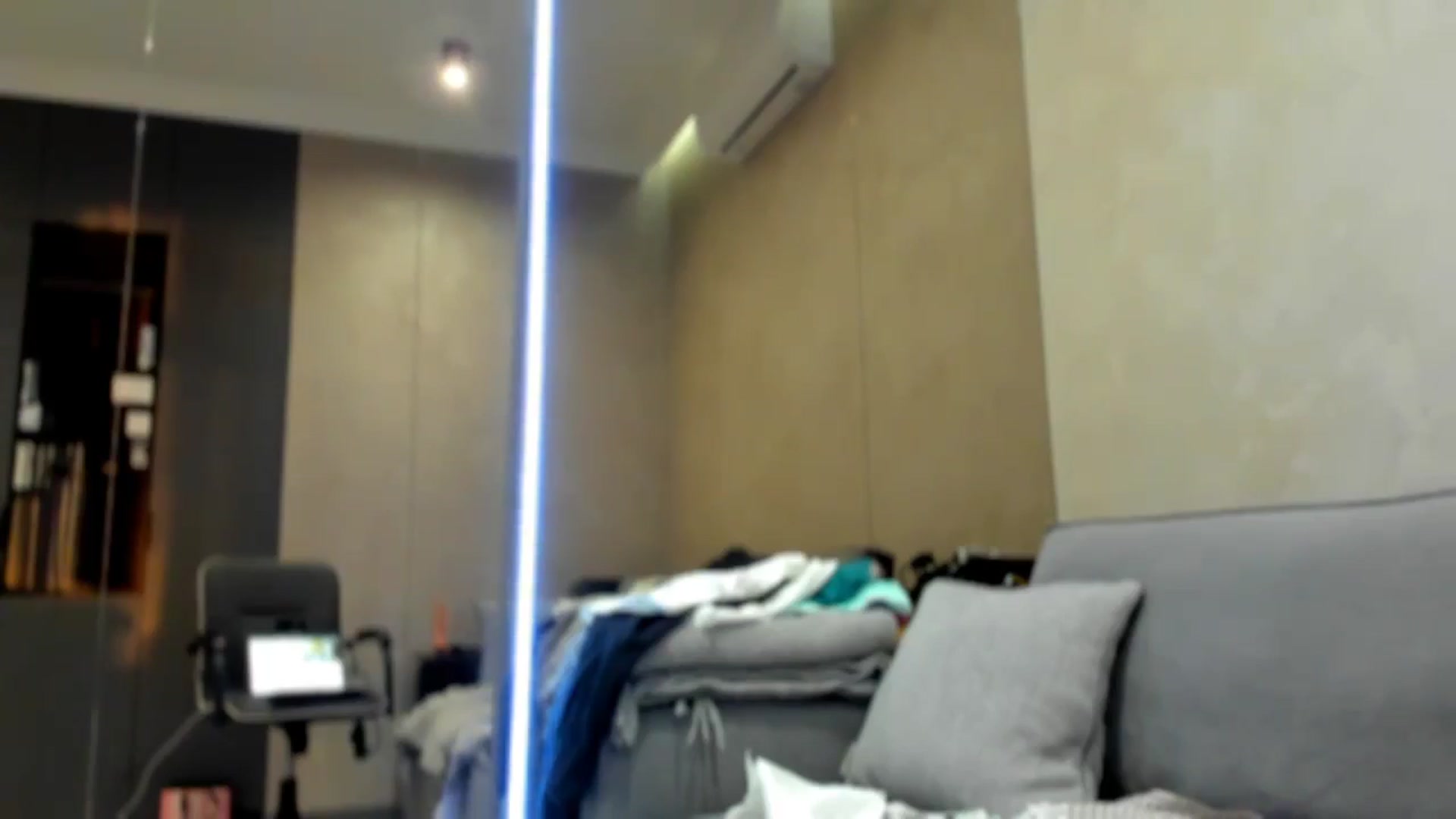 Gallery image thumbnail from swtAlterEgo's myfreecams stream on, 10/16/2024, 05:00 image 18 of 20