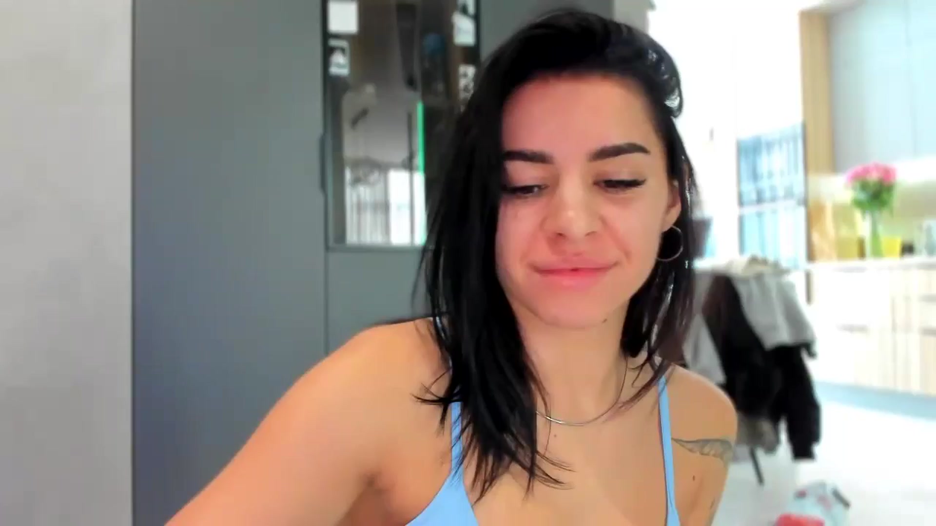 Gallery image thumbnail from swtAlterEgo's myfreecams stream on, 10/17/2024, 06:39 image 15 of 20