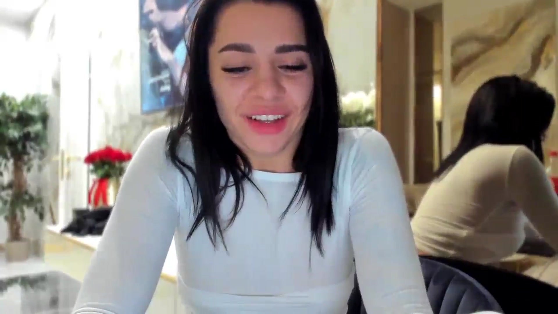 Gallery image thumbnail from swtAlterEgo's myfreecams stream on, 10/19/2024, 01:13 image 13 of 20