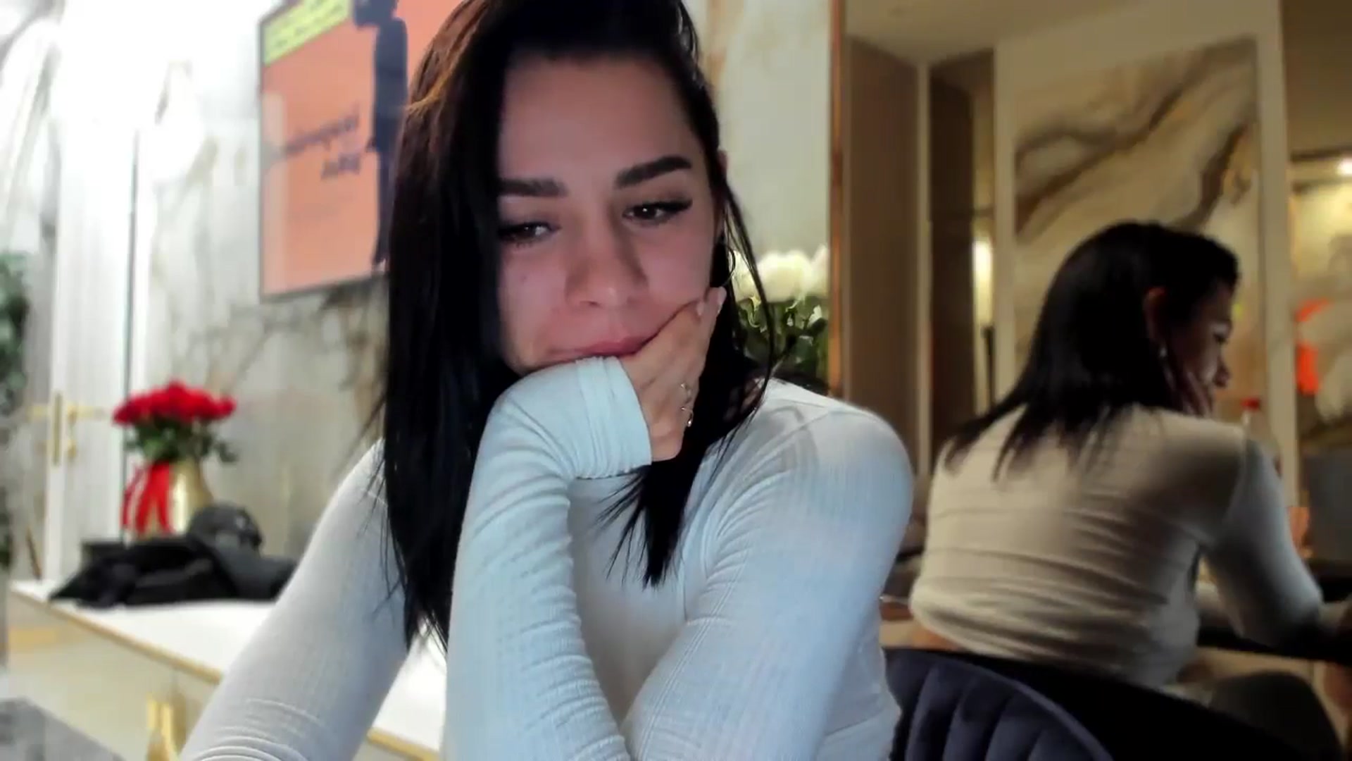 Gallery image thumbnail from swtAlterEgo's myfreecams stream on, 10/19/2024, 01:13 image 12 of 20