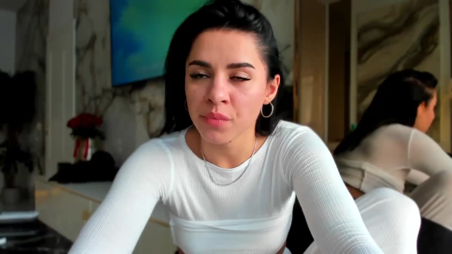 Gallery image thumbnail from swtAlterEgo's myfreecams stream on, 10/19/2024, 05:29 image 17 of 20