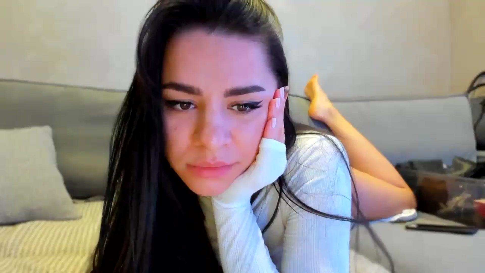 Gallery image thumbnail from swtAlterEgo's myfreecams stream on, 11/09/2024, 01:01 image 15 of 20