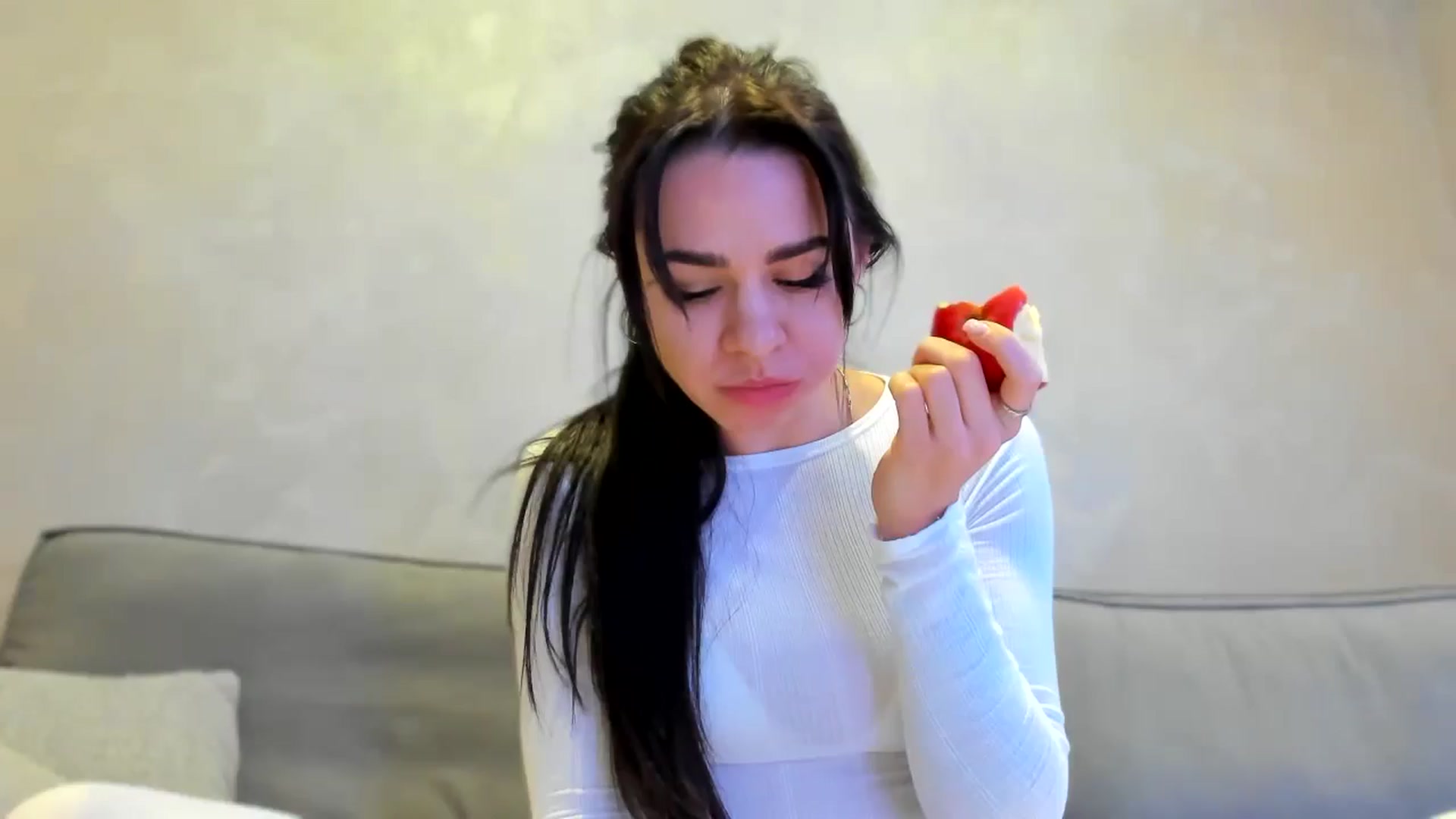 Gallery image thumbnail from swtAlterEgo's myfreecams stream on, 11/09/2024, 05:10 image 1 of 20