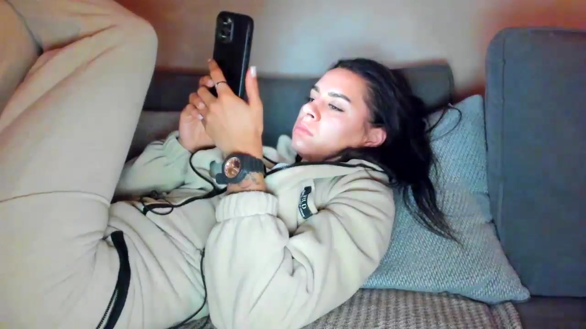 Gallery image thumbnail from swtAlterEgo's myfreecams stream on, 11/10/2024, 24:58 image 8 of 20