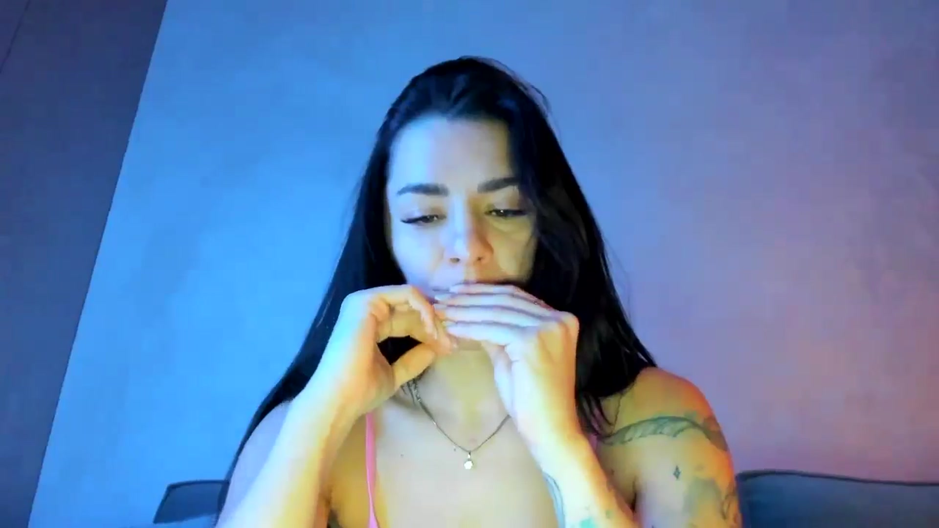 Gallery image thumbnail from swtAlterEgo's myfreecams stream on, 11/10/2024, 21:51 image 18 of 20