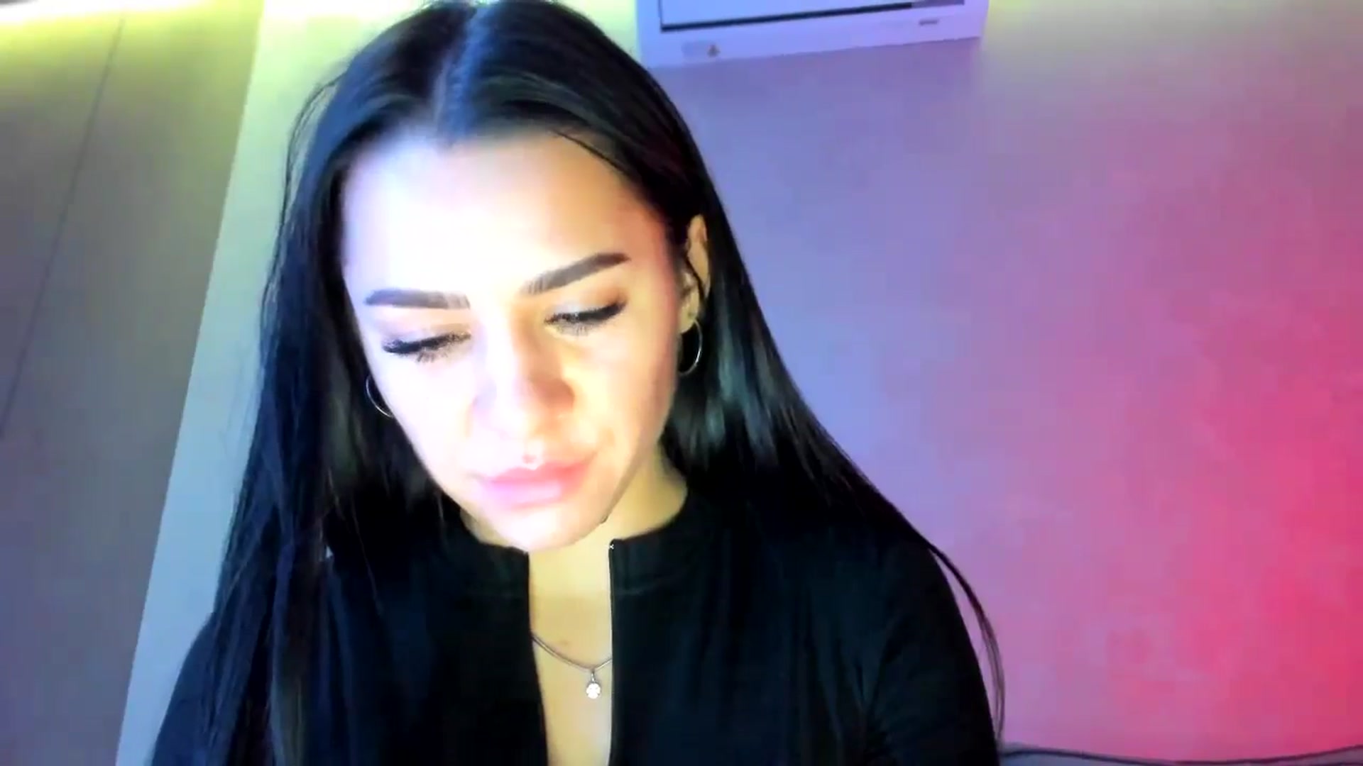 Gallery image thumbnail from swtAlterEgo's myfreecams stream on, 11/17/2024, 21:02 image 3 of 20