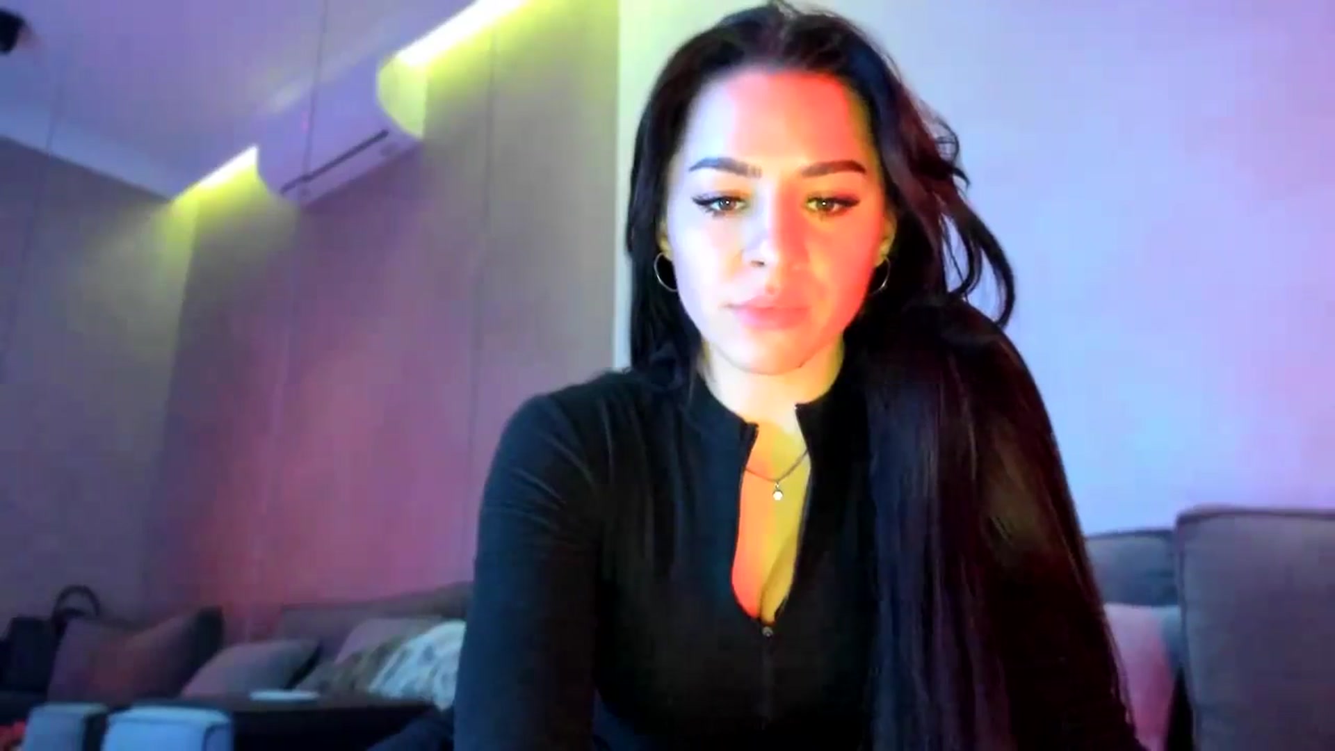 Gallery image thumbnail from swtAlterEgo's myfreecams stream on, 11/17/2024, 22:18 image 19 of 20