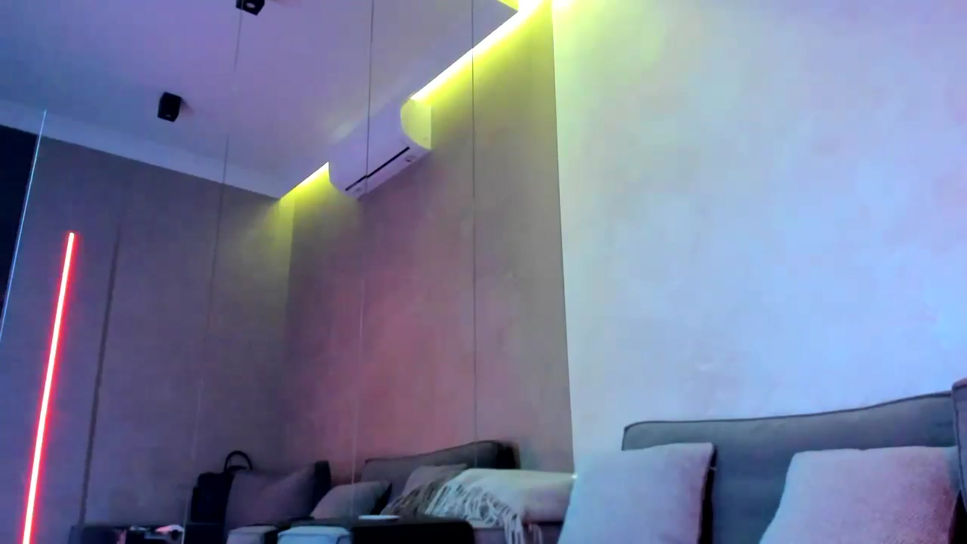 Gallery image thumbnail from swtAlterEgo's myfreecams stream on, 11/17/2024, 22:18 image 3 of 20