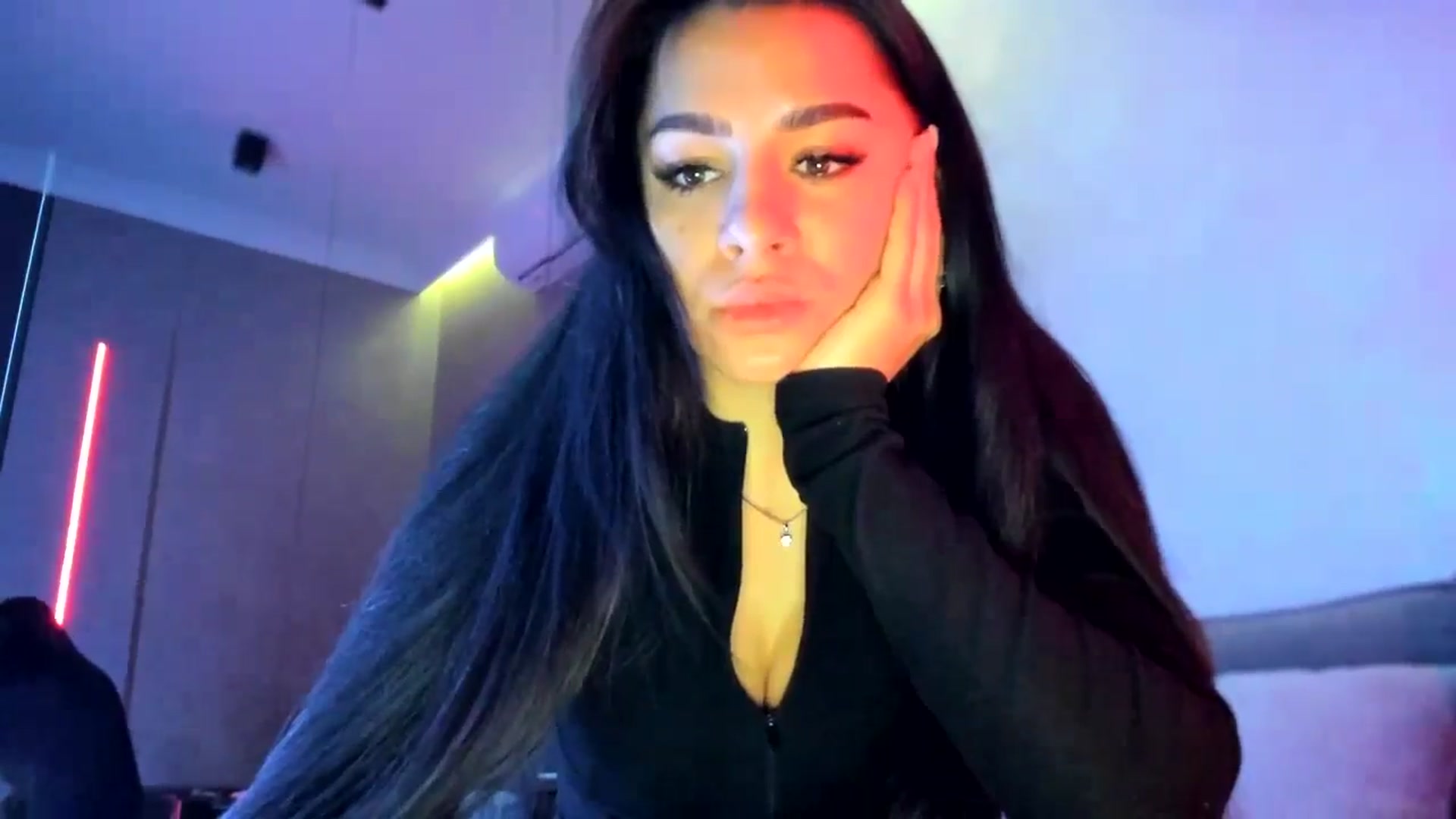 Gallery image thumbnail from swtAlterEgo's myfreecams stream on, 11/17/2024, 22:18 image 7 of 20
