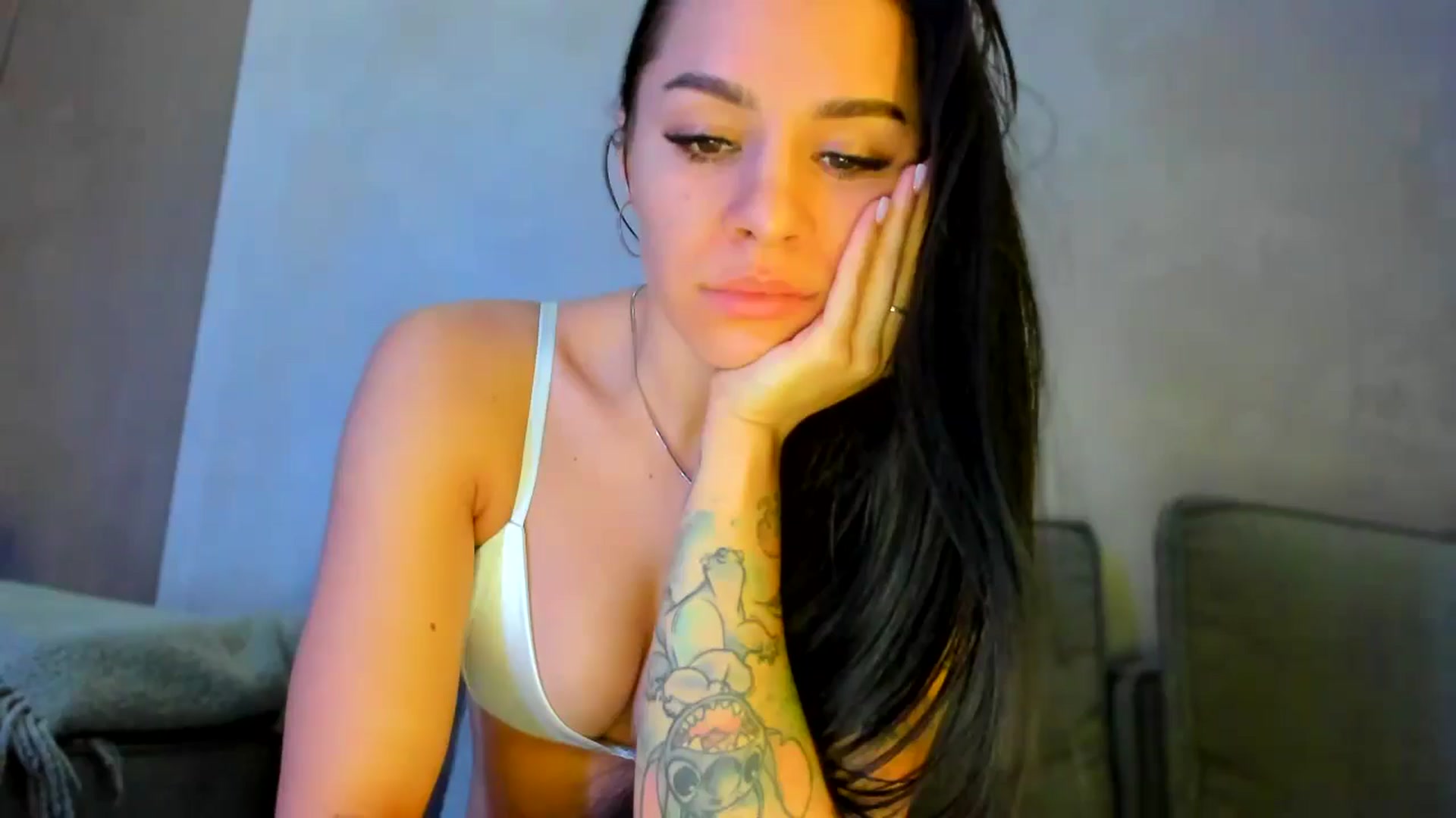 Gallery image thumbnail from swtAlterEgo's myfreecams stream on, 11/19/2024, 01:59 image 20 of 20