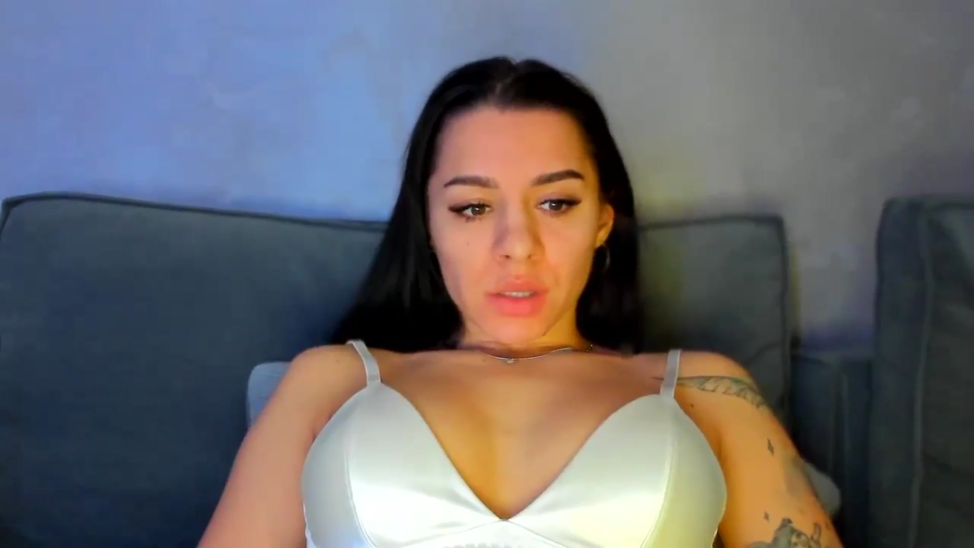 Gallery image thumbnail from swtAlterEgo's myfreecams stream on, 11/19/2024, 05:22 image 5 of 20