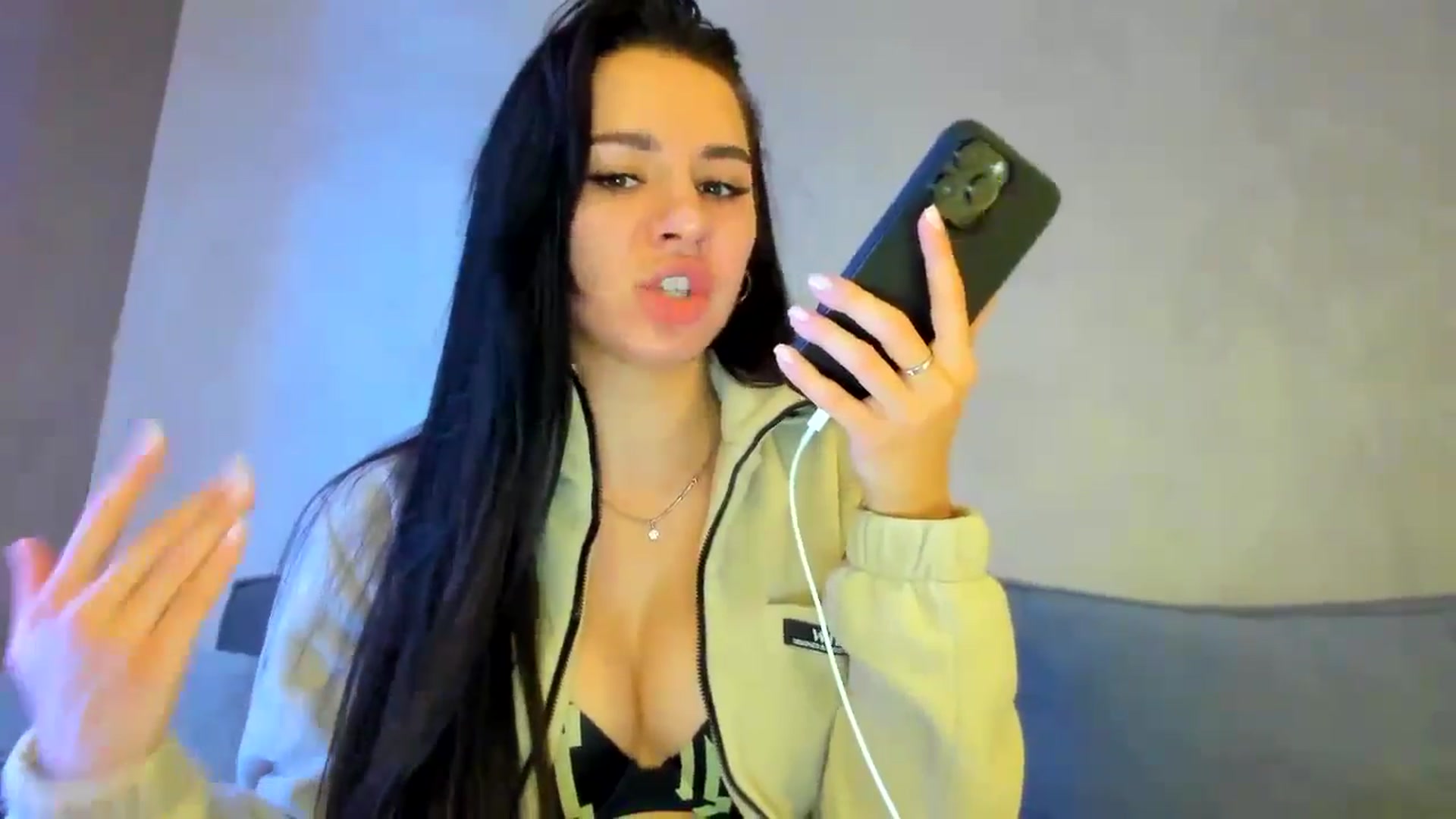 Gallery image thumbnail from swtAlterEgo's myfreecams stream on, 11/20/2024, 21:29 image 2 of 20