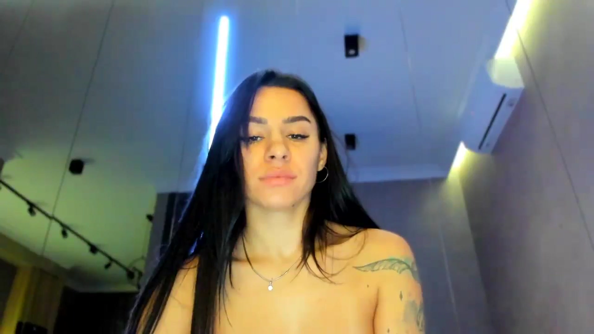 Gallery image thumbnail from swtAlterEgo's myfreecams stream on, 11/23/2024, 21:13 image 19 of 20