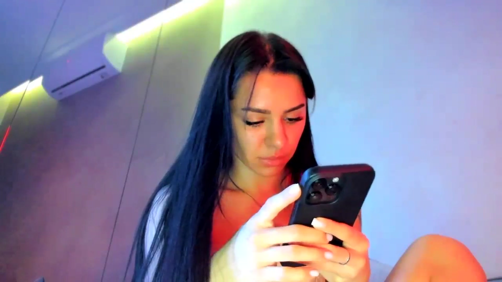 Gallery image thumbnail from swtAlterEgo's myfreecams stream on, 11/23/2024, 23:05 image 8 of 20