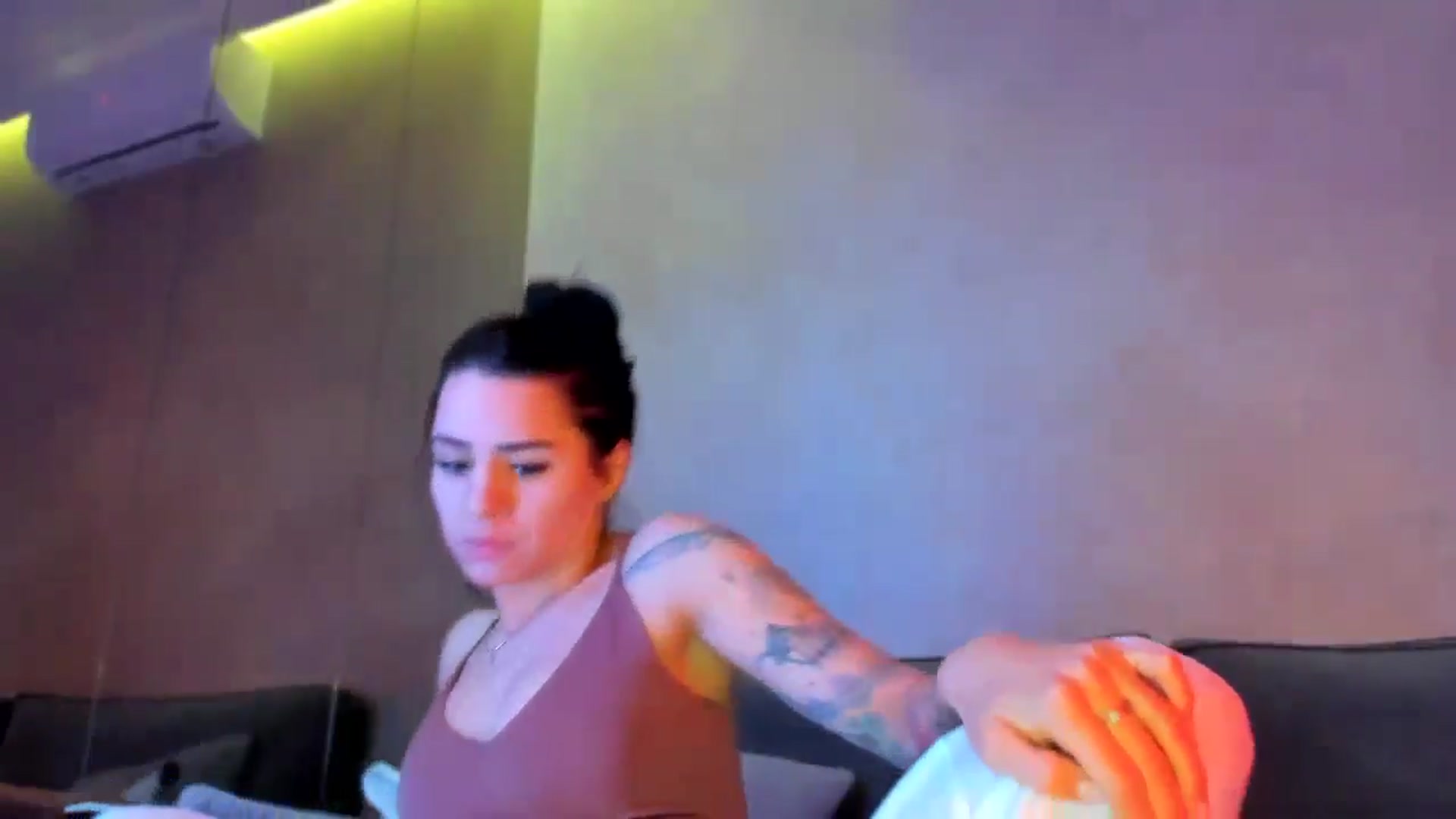 Gallery image thumbnail from swtAlterEgo's myfreecams stream on, 11/26/2024, 05:42 image 5 of 20