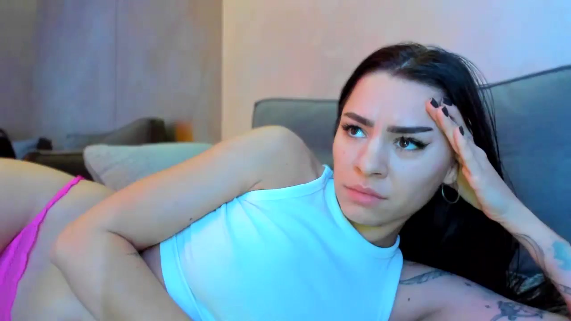 Gallery image thumbnail from swtAlterEgo's myfreecams stream on, 12/02/2024, 02:22 image 12 of 20