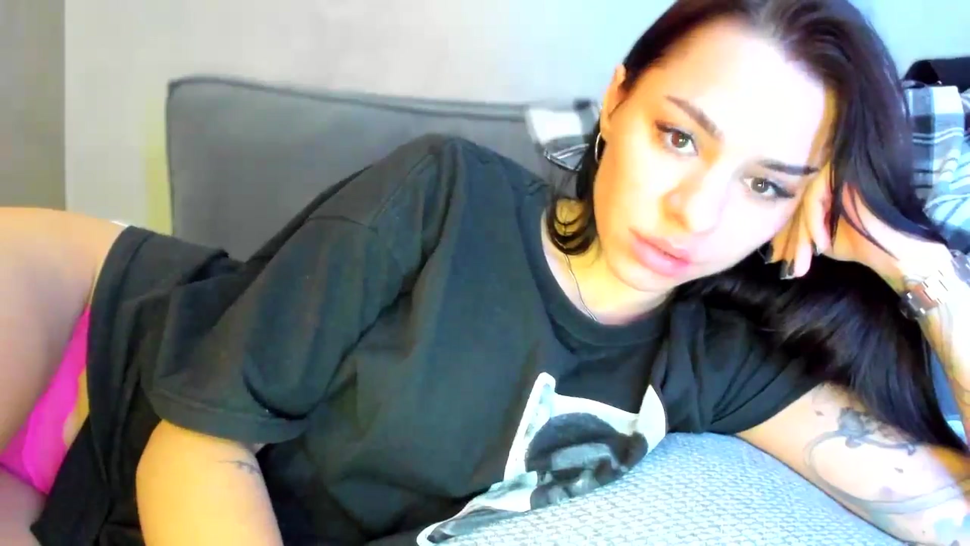 Gallery image thumbnail from swtAlterEgo's myfreecams stream on, 12/03/2024, 01:20 image 8 of 20