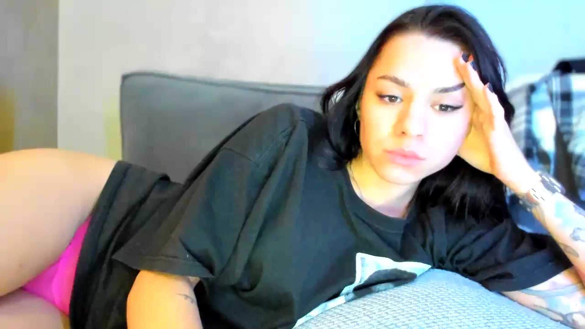 Gallery image thumbnail from swtAlterEgo's myfreecams stream on, 12/03/2024, 01:20 image 2 of 20