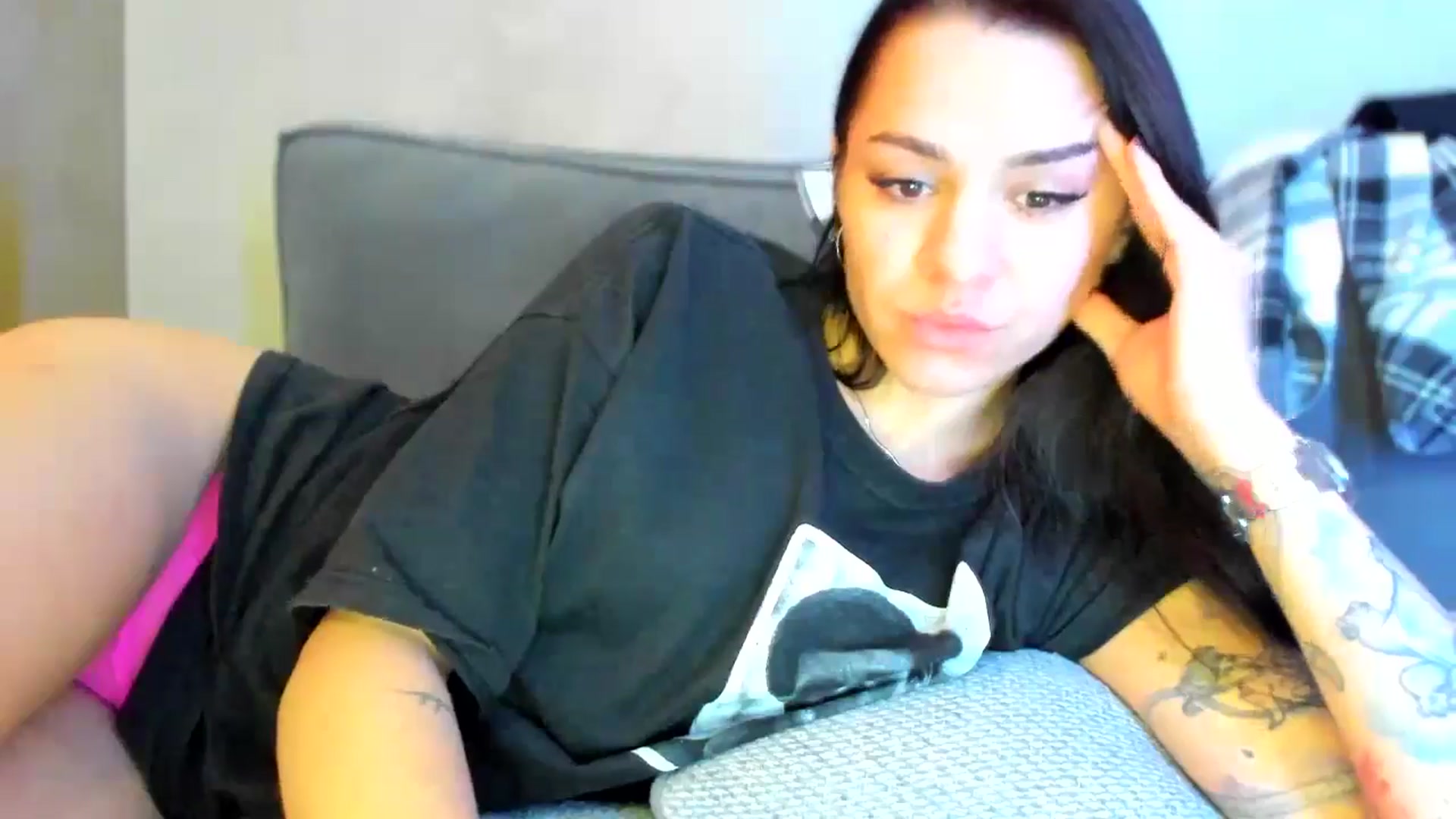 Gallery image thumbnail from swtAlterEgo's myfreecams stream on, 12/03/2024, 01:20 image 12 of 20
