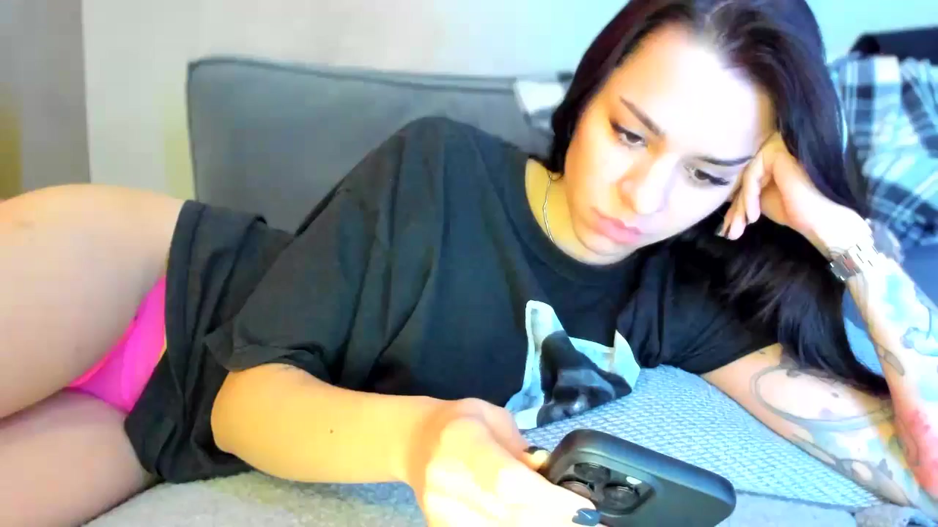 Gallery image thumbnail from swtAlterEgo's myfreecams stream on, 12/03/2024, 01:20 image 5 of 20