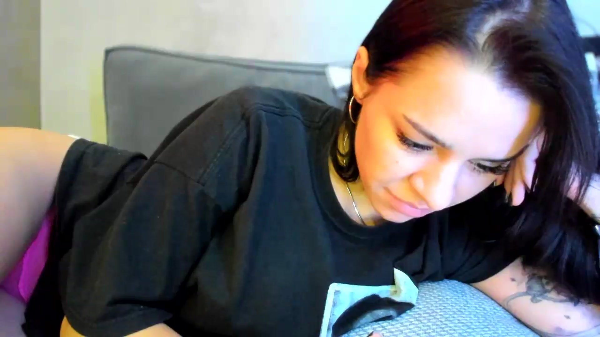 Gallery image thumbnail from swtAlterEgo's myfreecams stream on, 12/03/2024, 01:20 image 9 of 20
