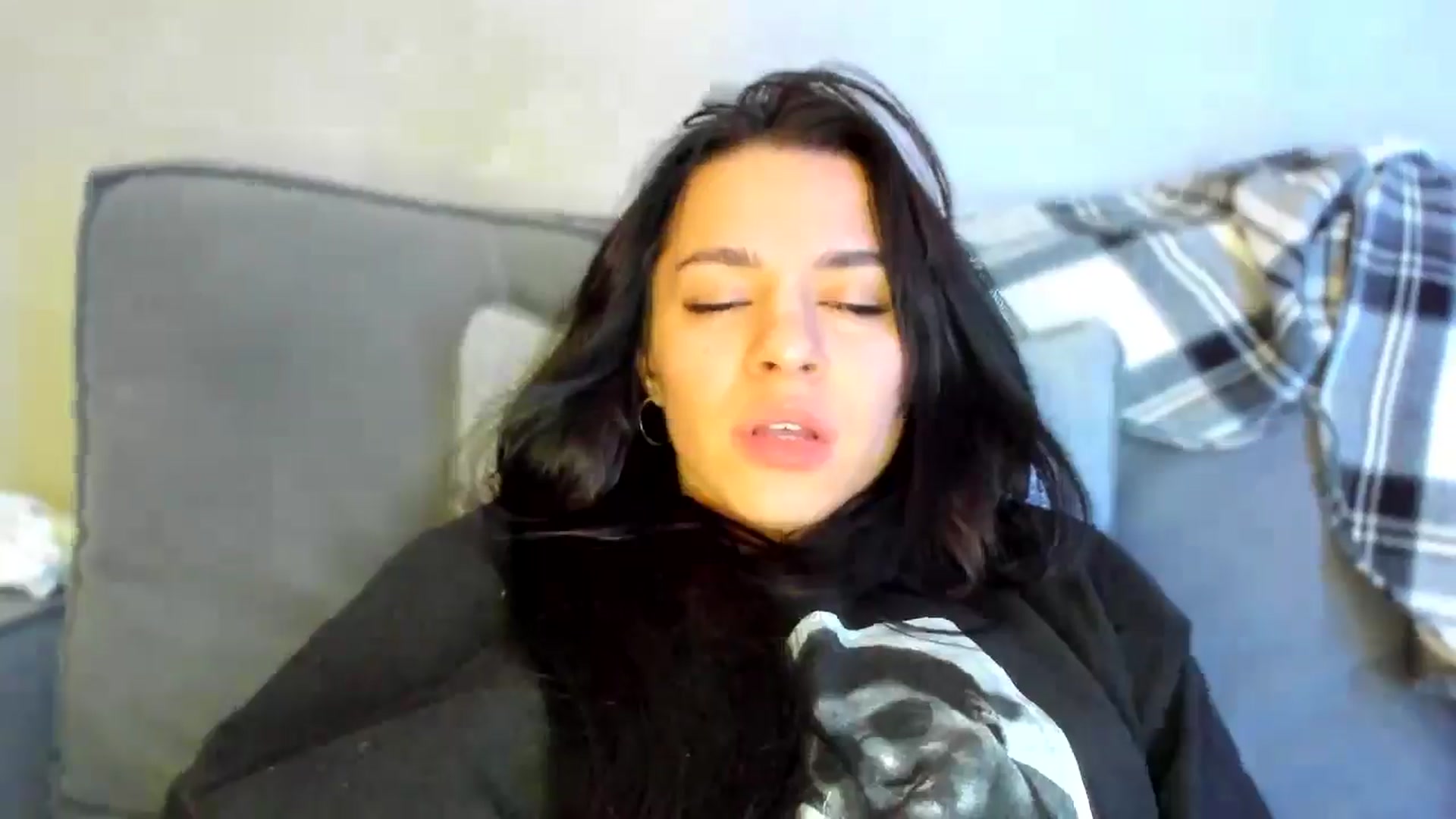 Gallery image thumbnail from swtAlterEgo's myfreecams stream on, 12/03/2024, 04:07 image 5 of 20