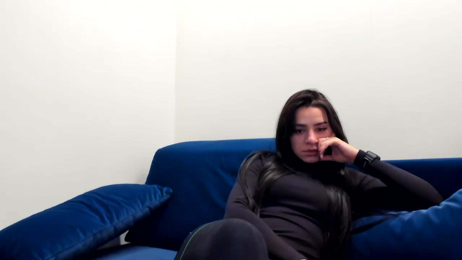 Gallery image thumbnail from swtAlterEgo's myfreecams stream on, 12/08/2024, 17:37 image 13 of 20