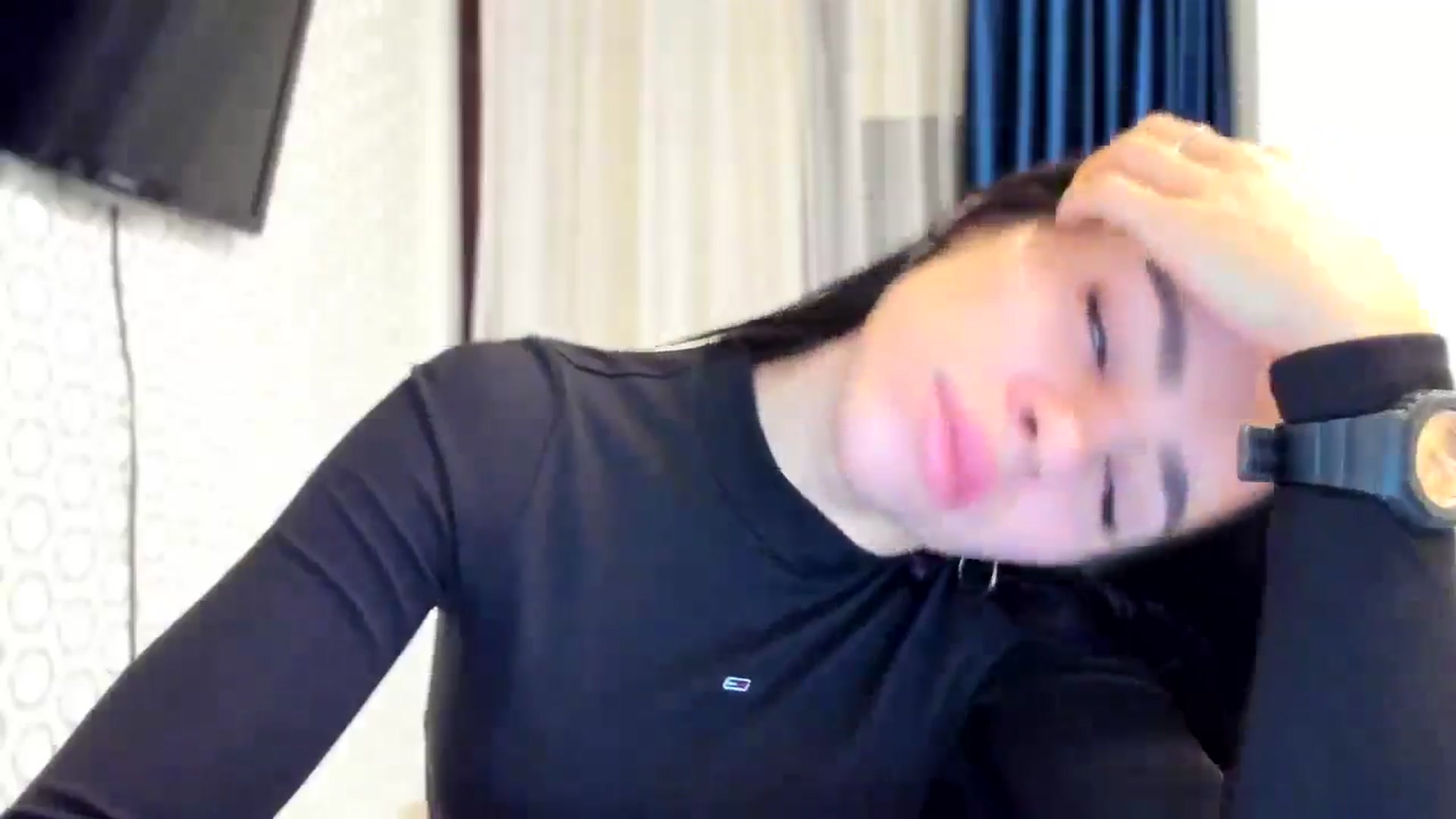 Gallery image thumbnail from swtAlterEgo's myfreecams stream on, 12/08/2024, 17:37 image 16 of 20