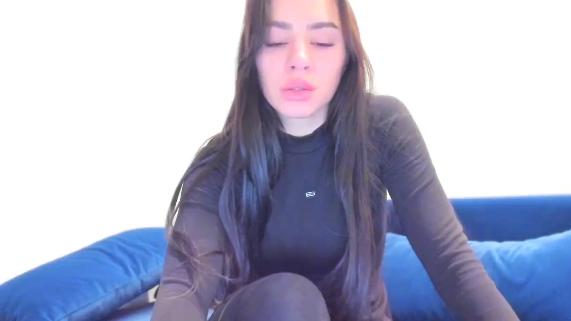 Gallery image thumbnail from swtAlterEgo's myfreecams stream on, 12/08/2024, 17:37 image 14 of 20