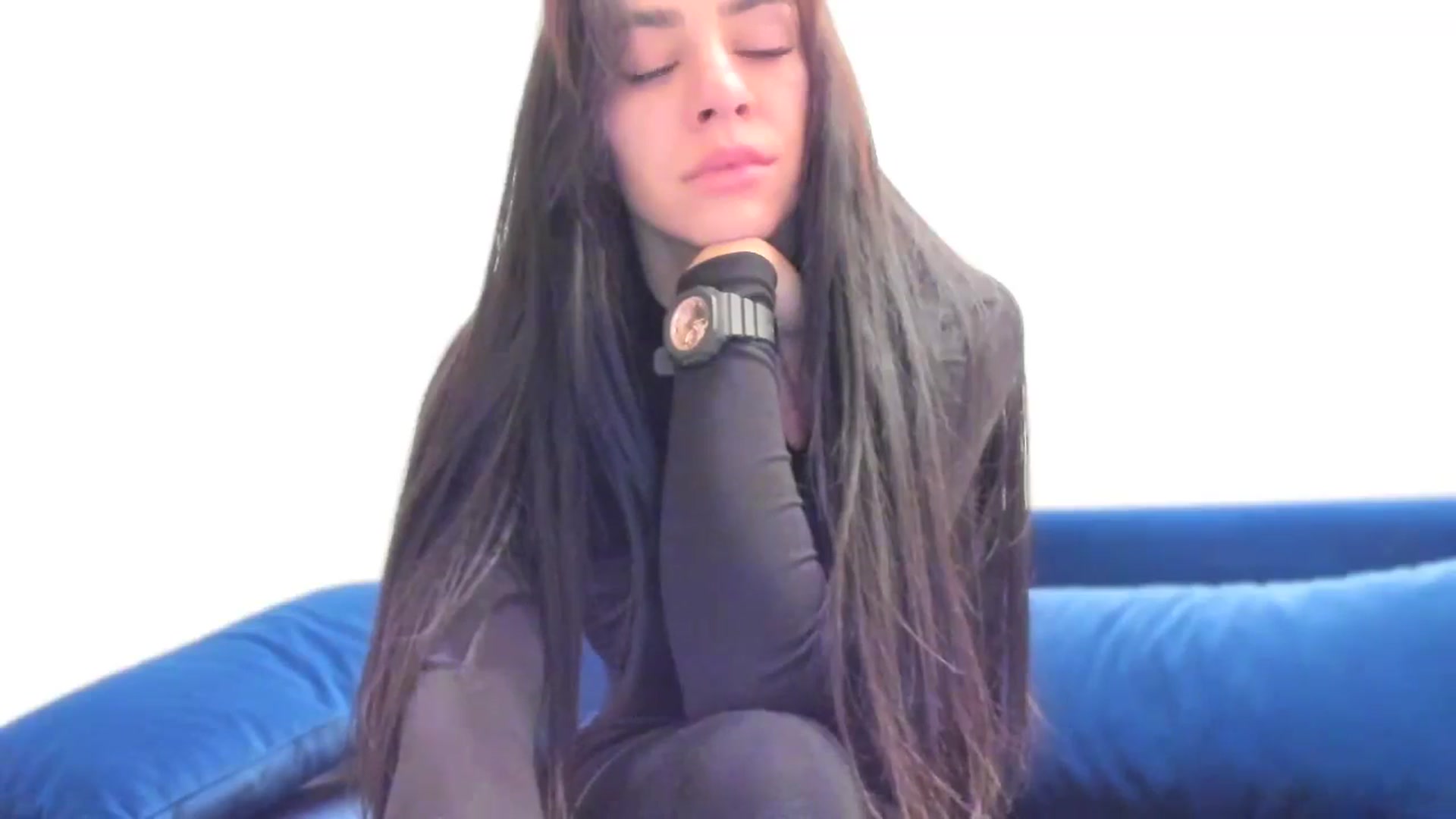 Gallery image thumbnail from swtAlterEgo's myfreecams stream on, 12/08/2024, 17:37 image 12 of 20