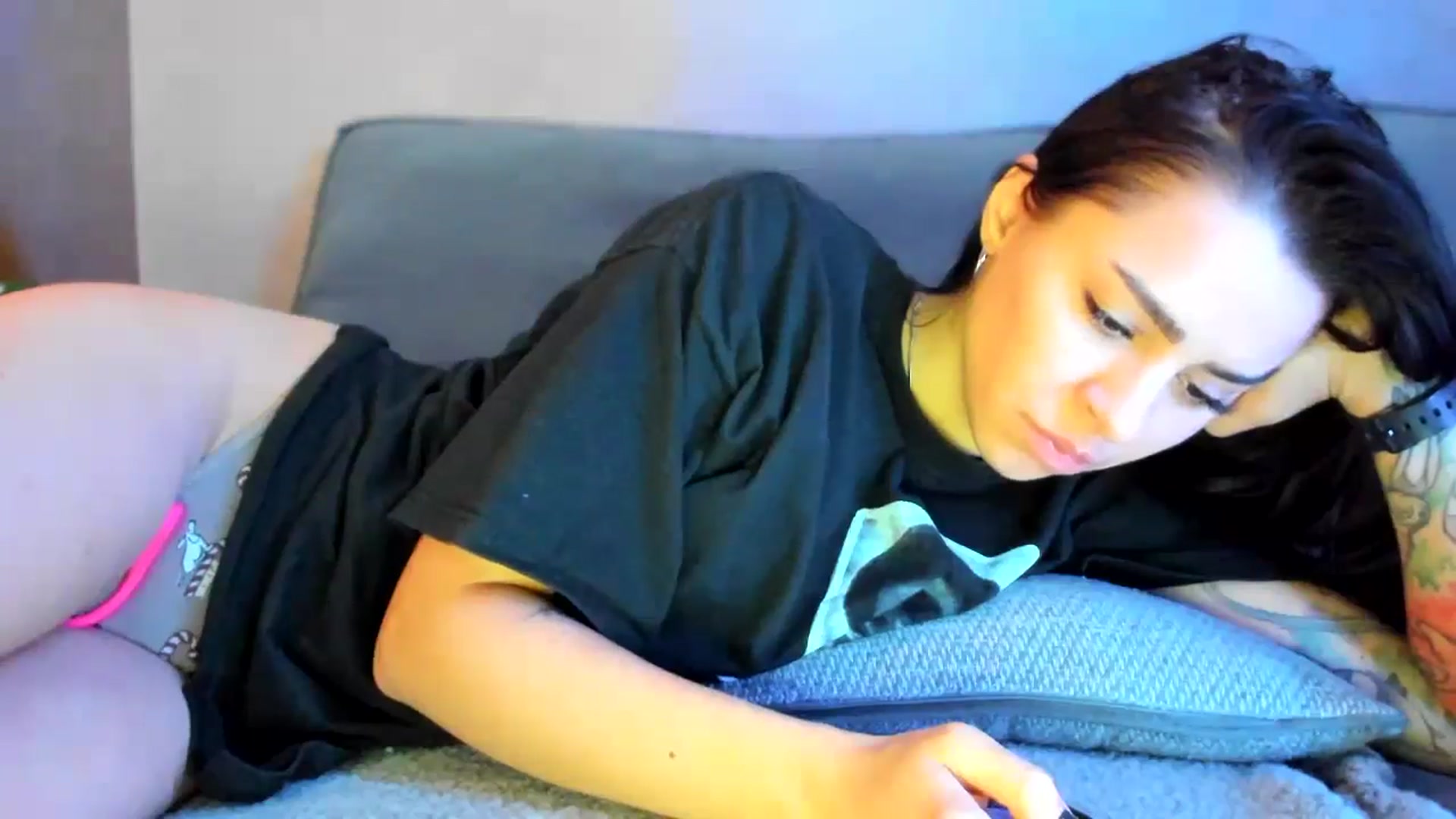 Gallery image thumbnail from swtAlterEgo's myfreecams stream on, 12/08/2024, 23:00 image 16 of 20