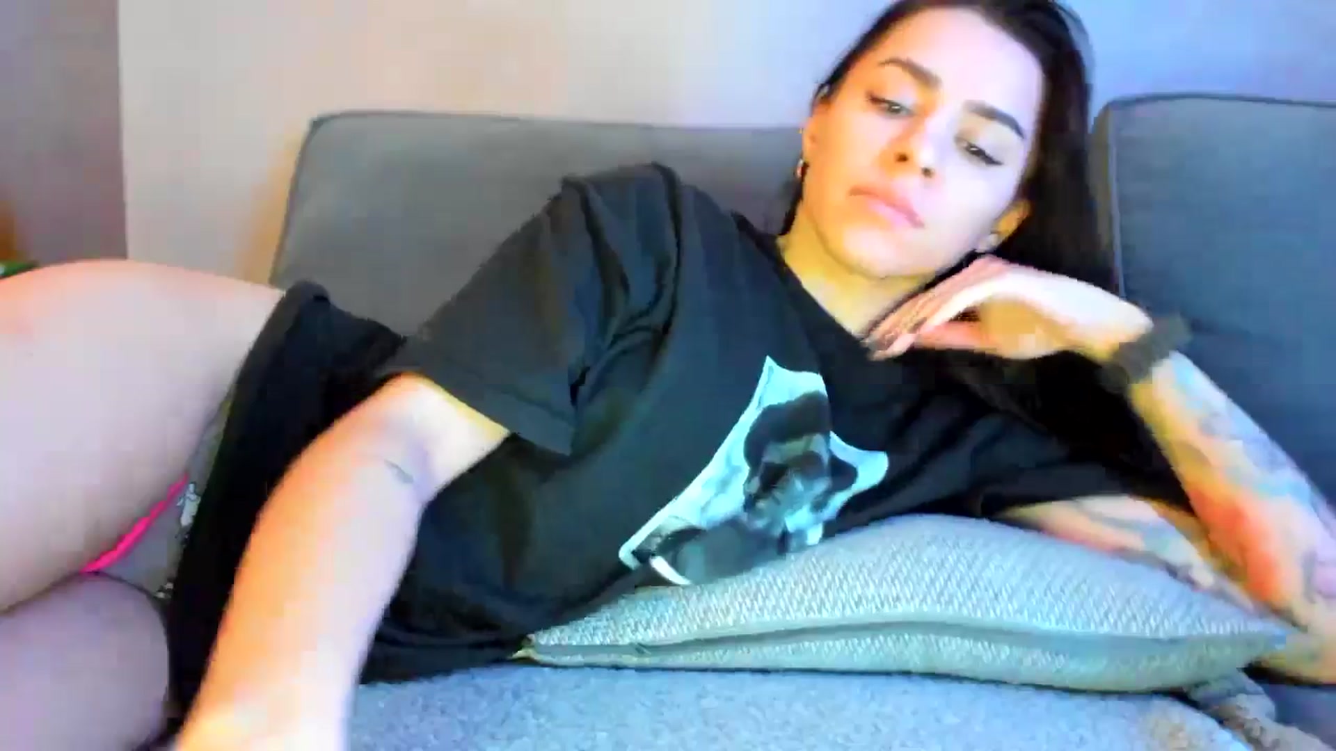 Gallery image thumbnail from swtAlterEgo's myfreecams stream on, 12/08/2024, 23:00 image 13 of 20