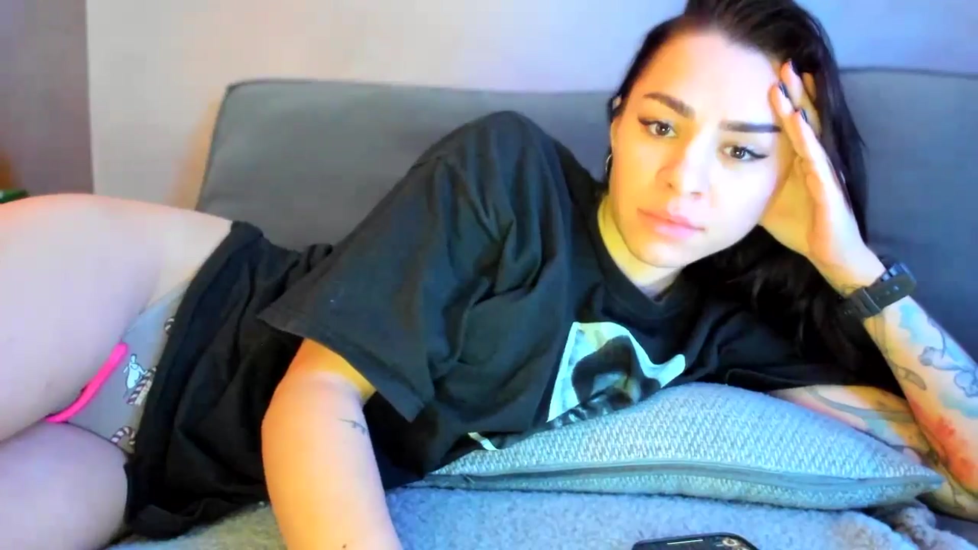 Gallery image thumbnail from swtAlterEgo's myfreecams stream on, 12/08/2024, 23:00 image 15 of 20