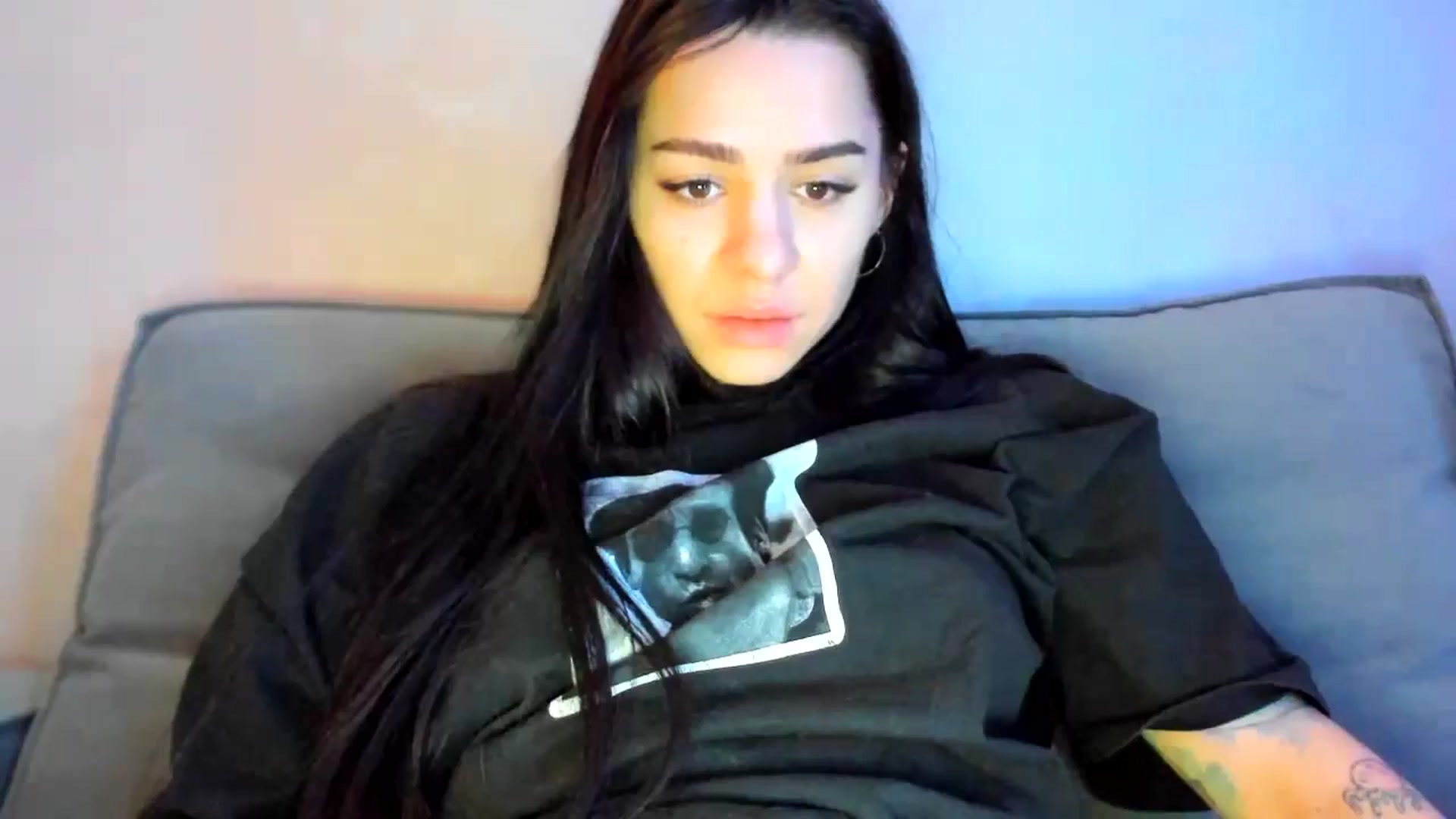 Gallery image thumbnail from swtAlterEgo's myfreecams stream on, 12/09/2024, 24:03 image 12 of 20