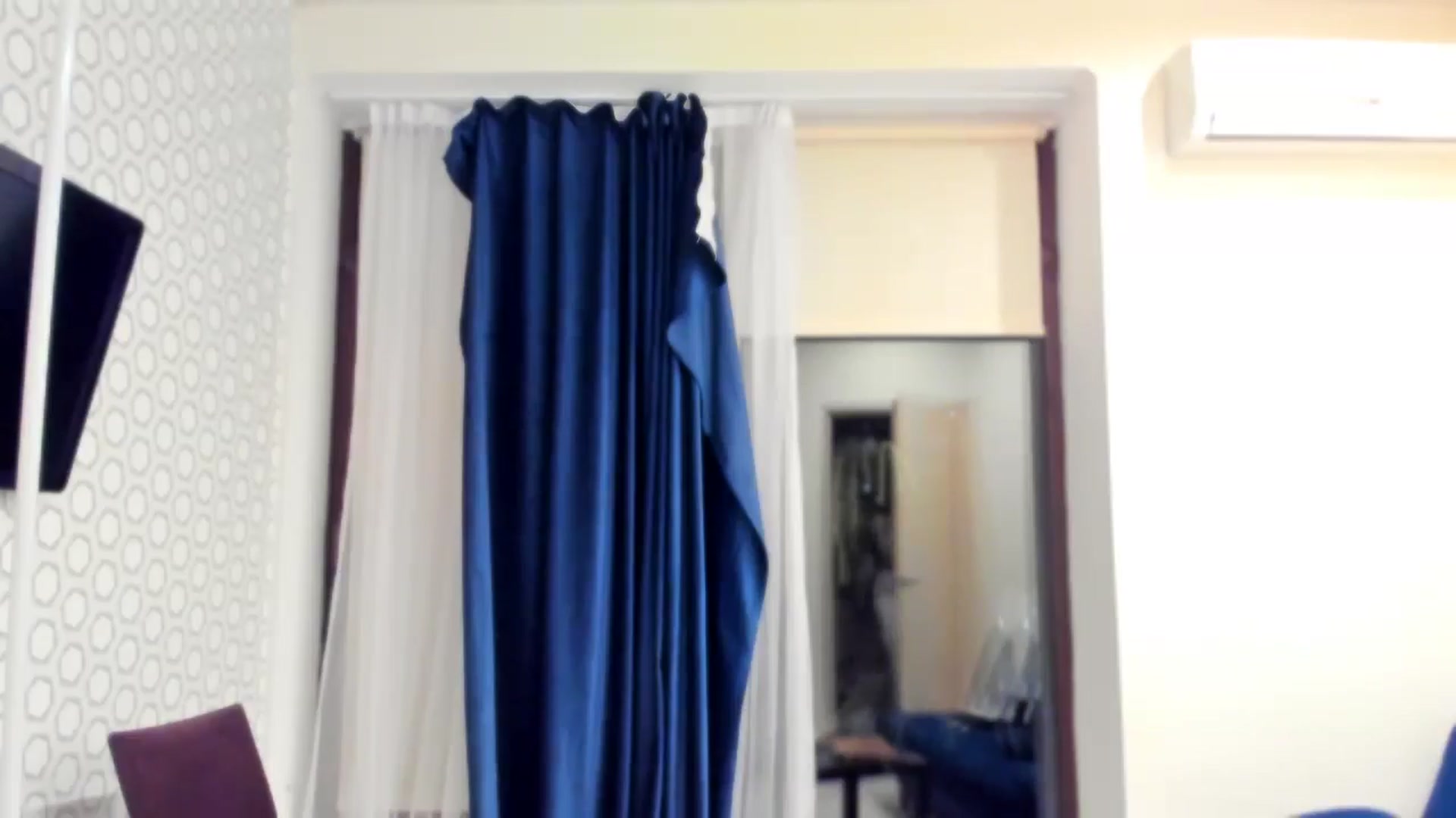 Gallery image thumbnail from swtAlterEgo's myfreecams stream on, 12/17/2024, 18:31 image 11 of 20