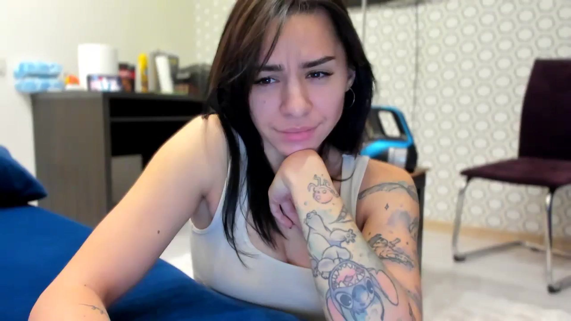 Gallery image thumbnail from swtAlterEgo's myfreecams stream on, 12/17/2024, 23:11 image 5 of 20
