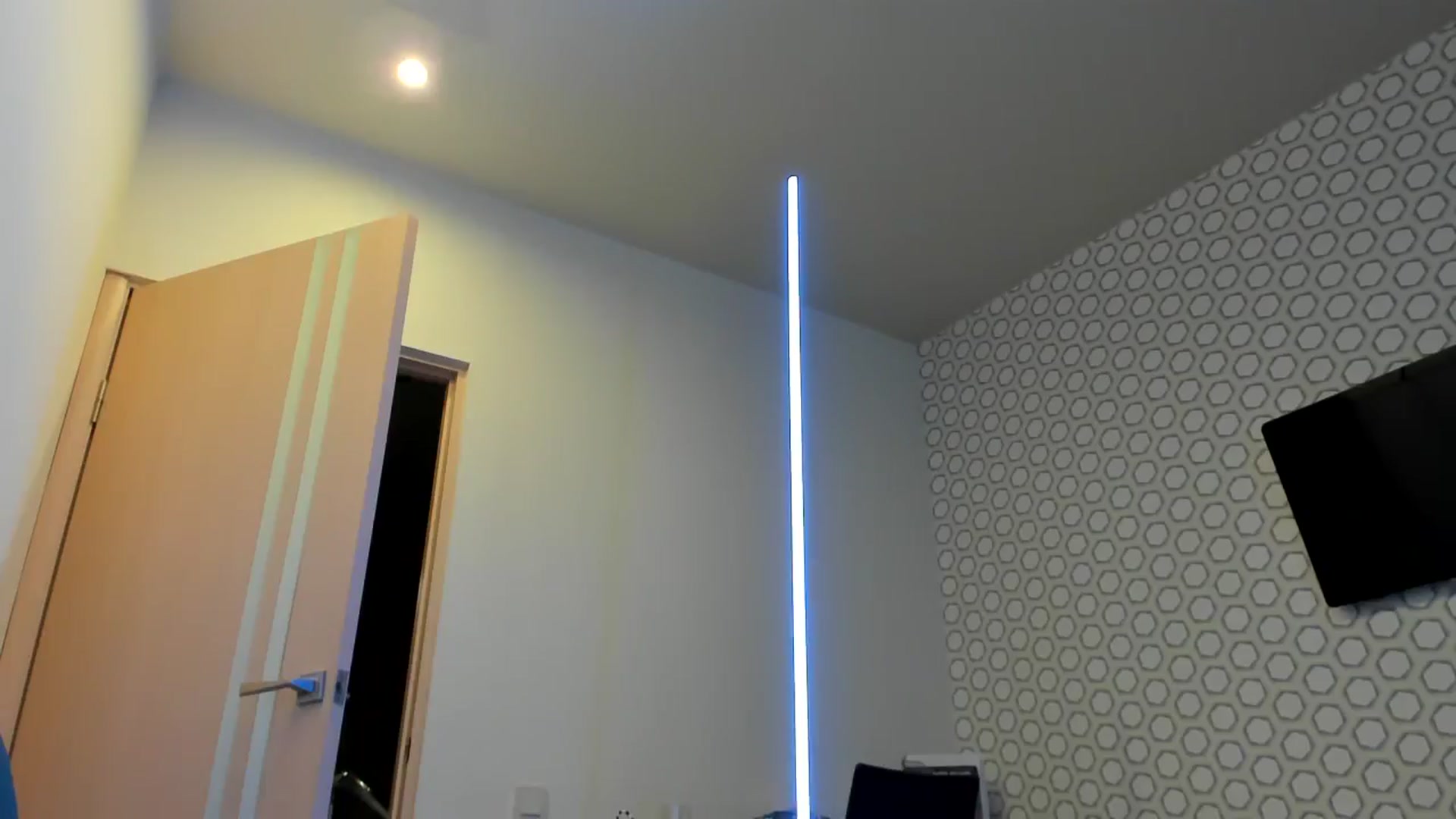 Gallery image thumbnail from swtAlterEgo's myfreecams stream on, 12/17/2024, 23:11 image 8 of 20