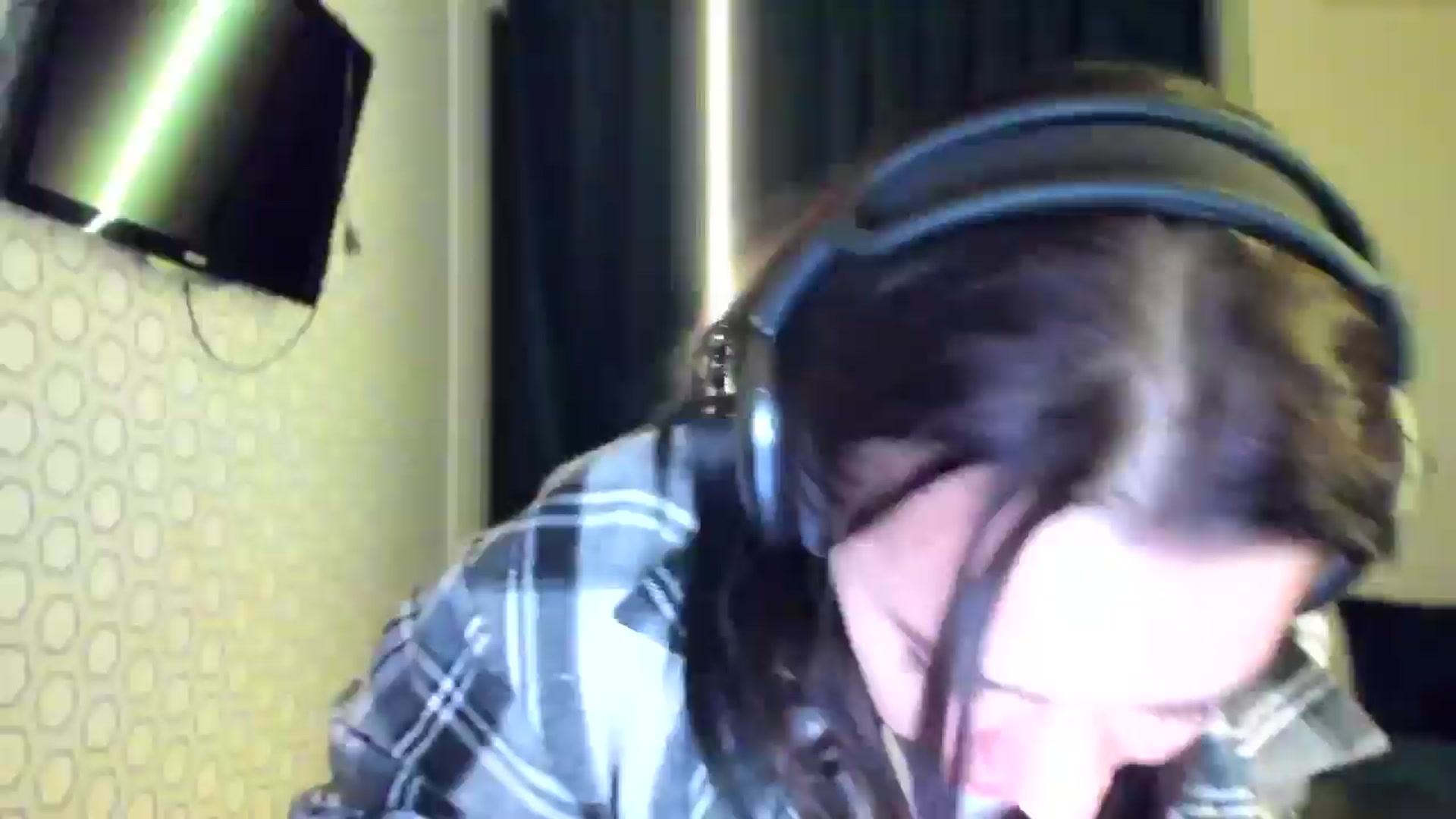 Gallery image thumbnail from swtAlterEgo's myfreecams stream on, 12/21/2024, 03:07 image 10 of 20