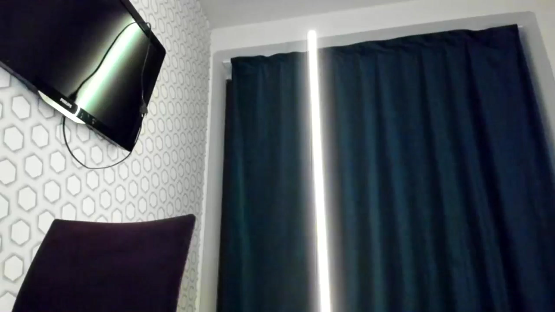 Gallery image thumbnail from swtAlterEgo's myfreecams stream on, 12/21/2024, 03:23 image 20 of 20