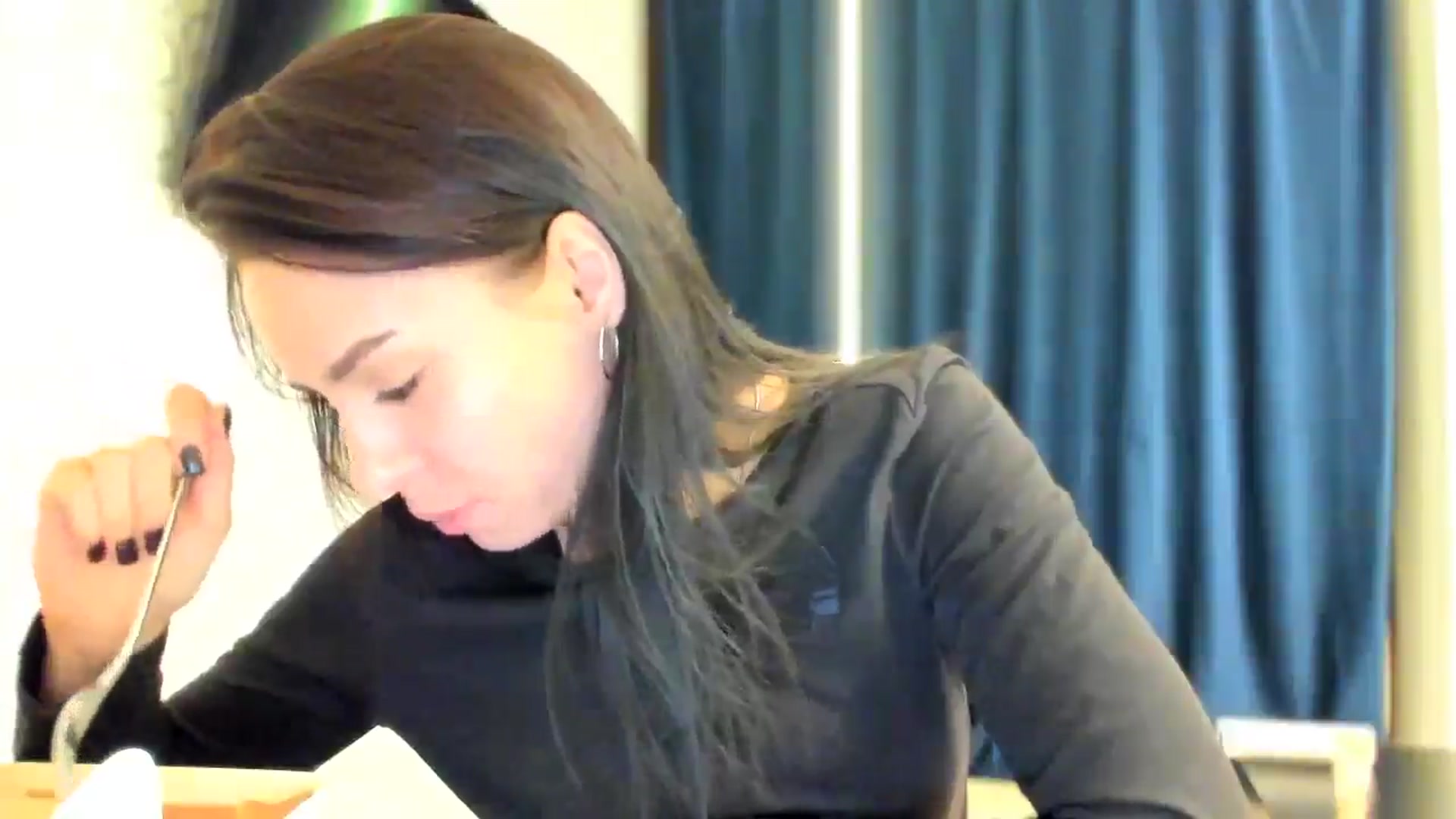 Gallery image thumbnail from swtAlterEgo's myfreecams stream on, 12/21/2024, 20:10 image 20 of 20