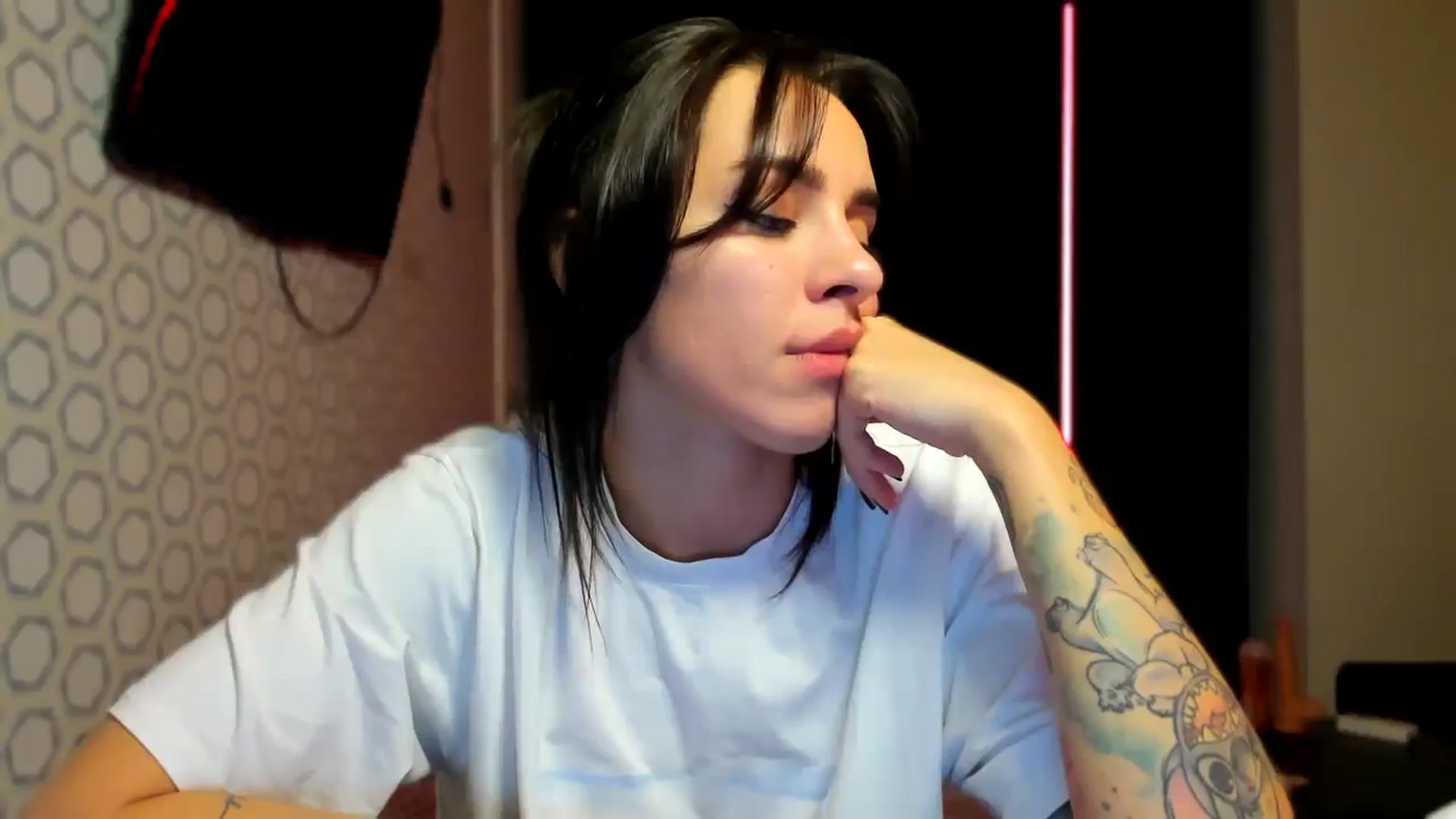 Gallery image thumbnail from swtAlterEgo's myfreecams stream on, 12/29/2024, 02:42 image 8 of 20