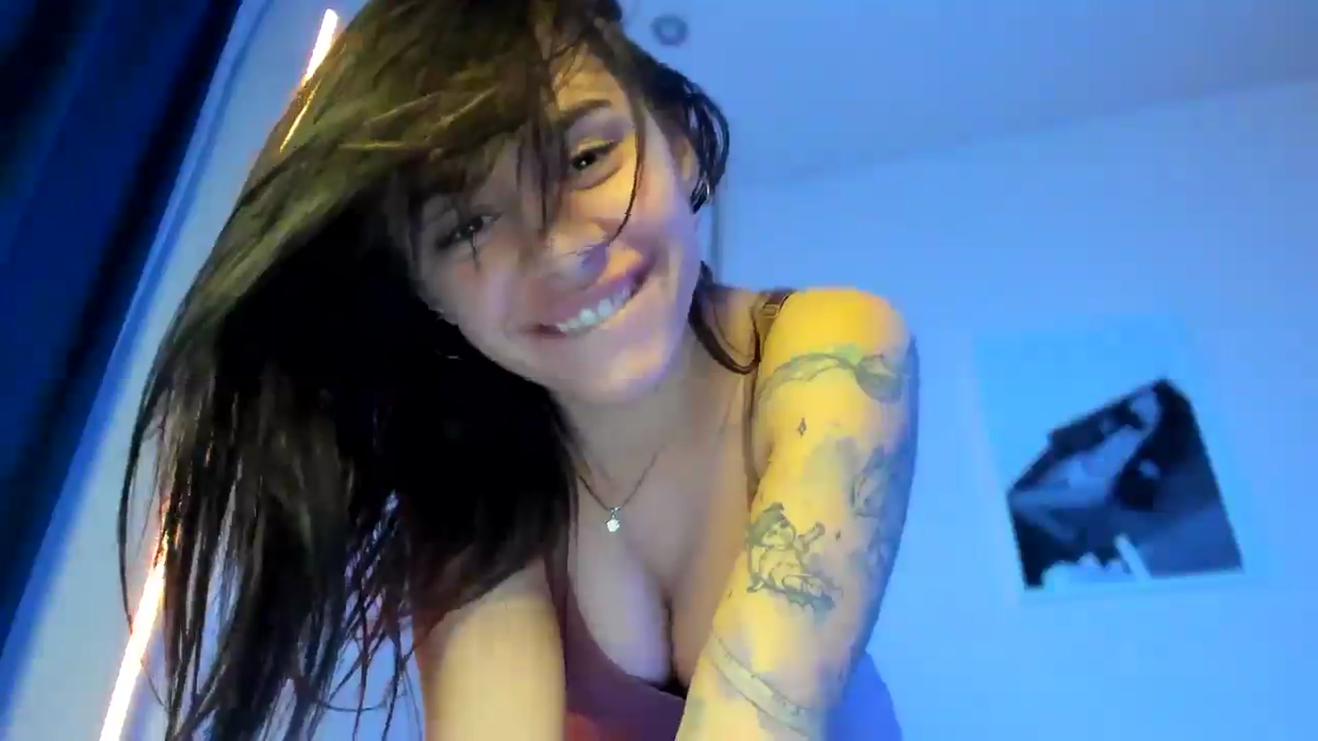 Gallery image thumbnail from swtAlterEgo's myfreecams stream on, 01/05/2025, 01:12 image 16 of 20