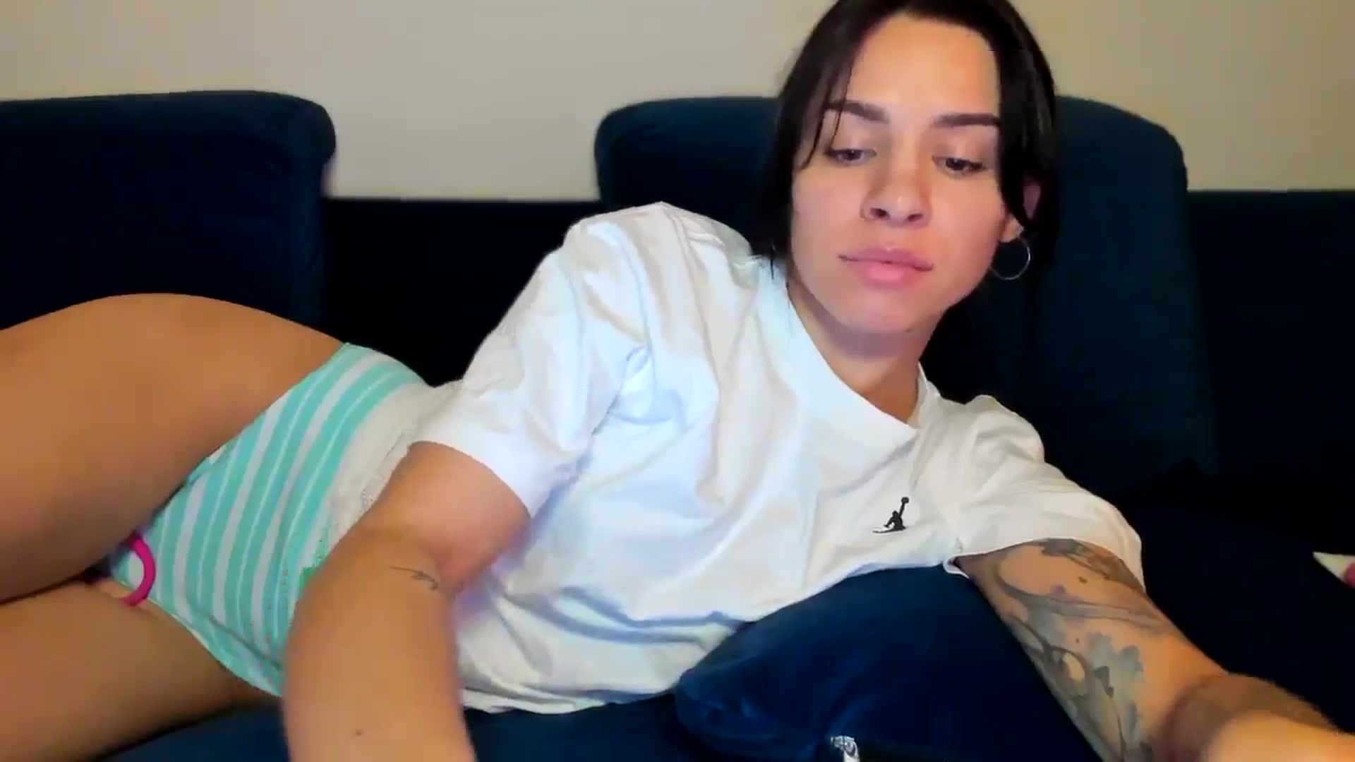 Gallery image thumbnail from swtAlterEgo's myfreecams stream on, 01/07/2025, 21:17 image 5 of 20