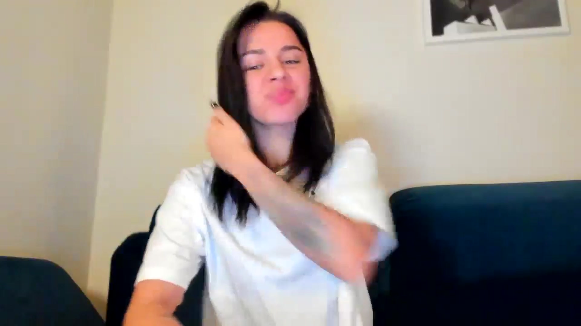 Gallery image thumbnail from swtAlterEgo's myfreecams stream on, 01/08/2025, 24:51 image 8 of 20